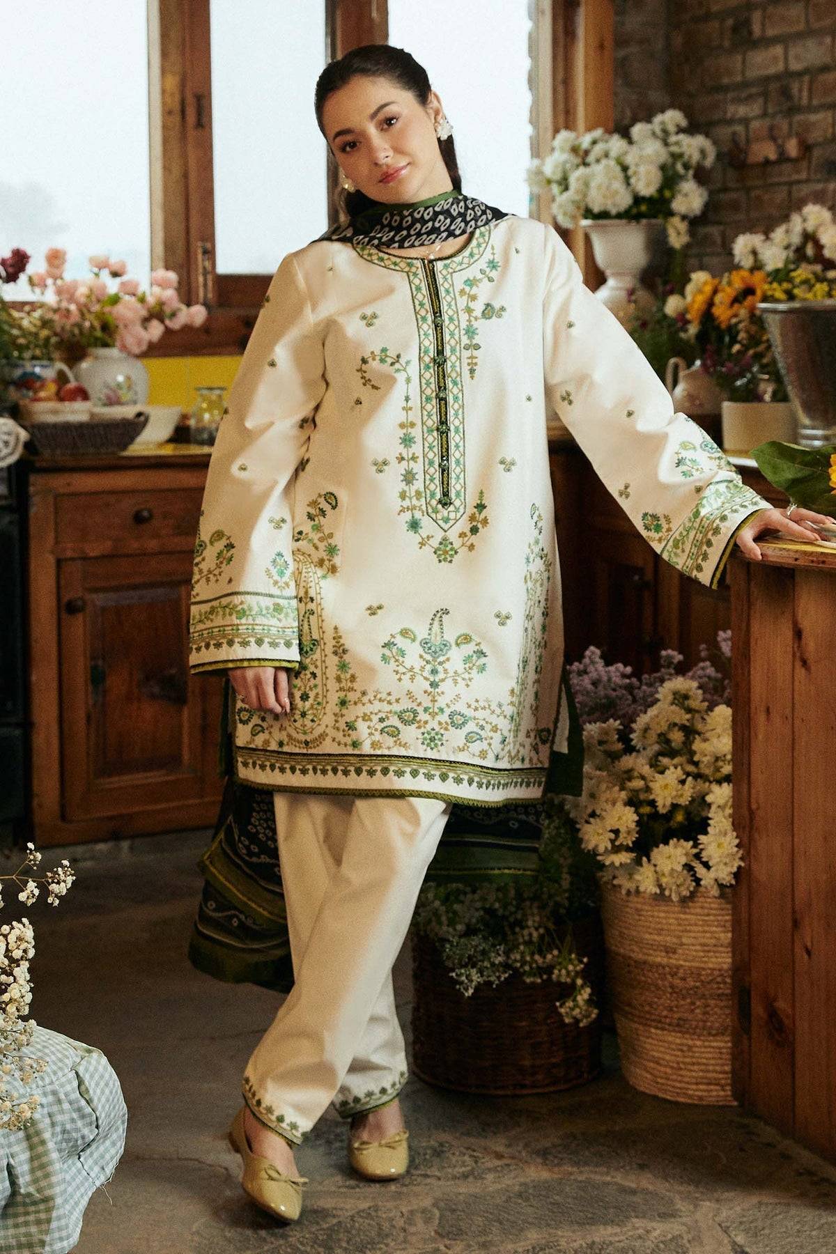Zara Shahjahan | Coco Lawn Vol 2 | ARELA-7A - Pakistani Designer Dress - by Zara Shahjahan | Type: Luxury - 100% Original at Saira Sultan