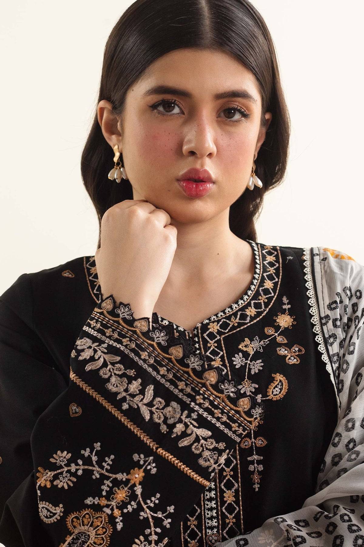 Zara Shahjahan | Coco Lawn Vol 2 | ARELA-7B - Pakistani Designer Dress - by Zara Shahjahan | Type: Luxury - 100% Original at Saira Sultan