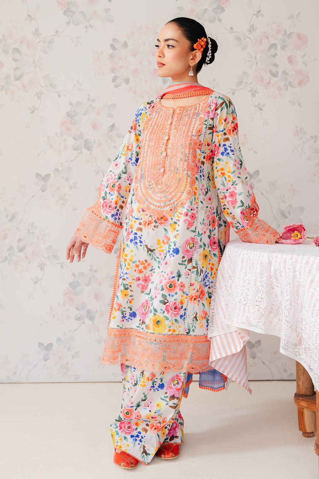 Afrozeh | The Floral Charm | Sundance - Pakistani Designer Dress - by Afrozeh | Type: Luxury - 100% Original at Saira Sultan