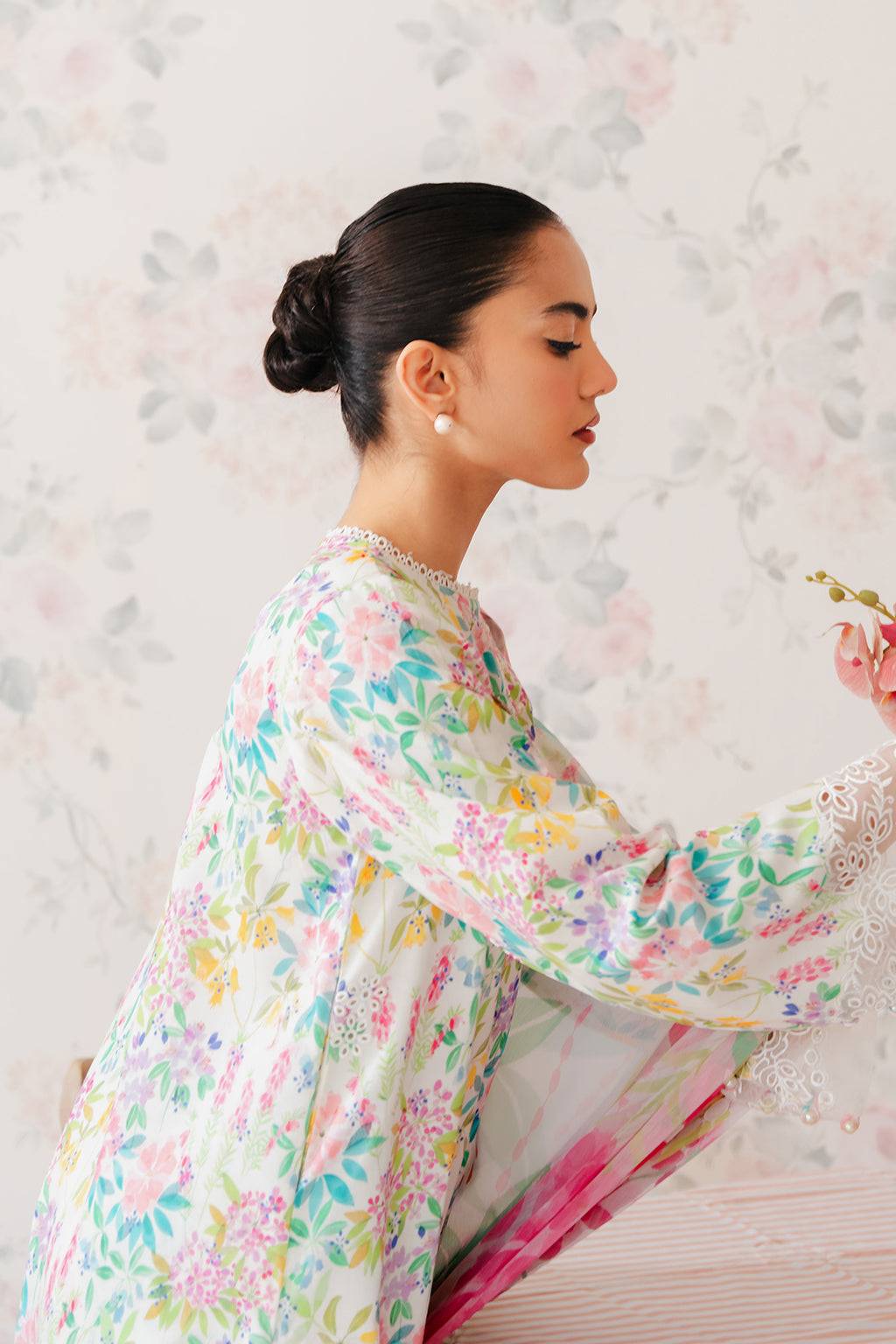Afrozeh | The Floral Charm | Vanilla - Pakistani Designer Dress - by Afrozeh | Type: Luxury - 100% Original at Saira Sultan