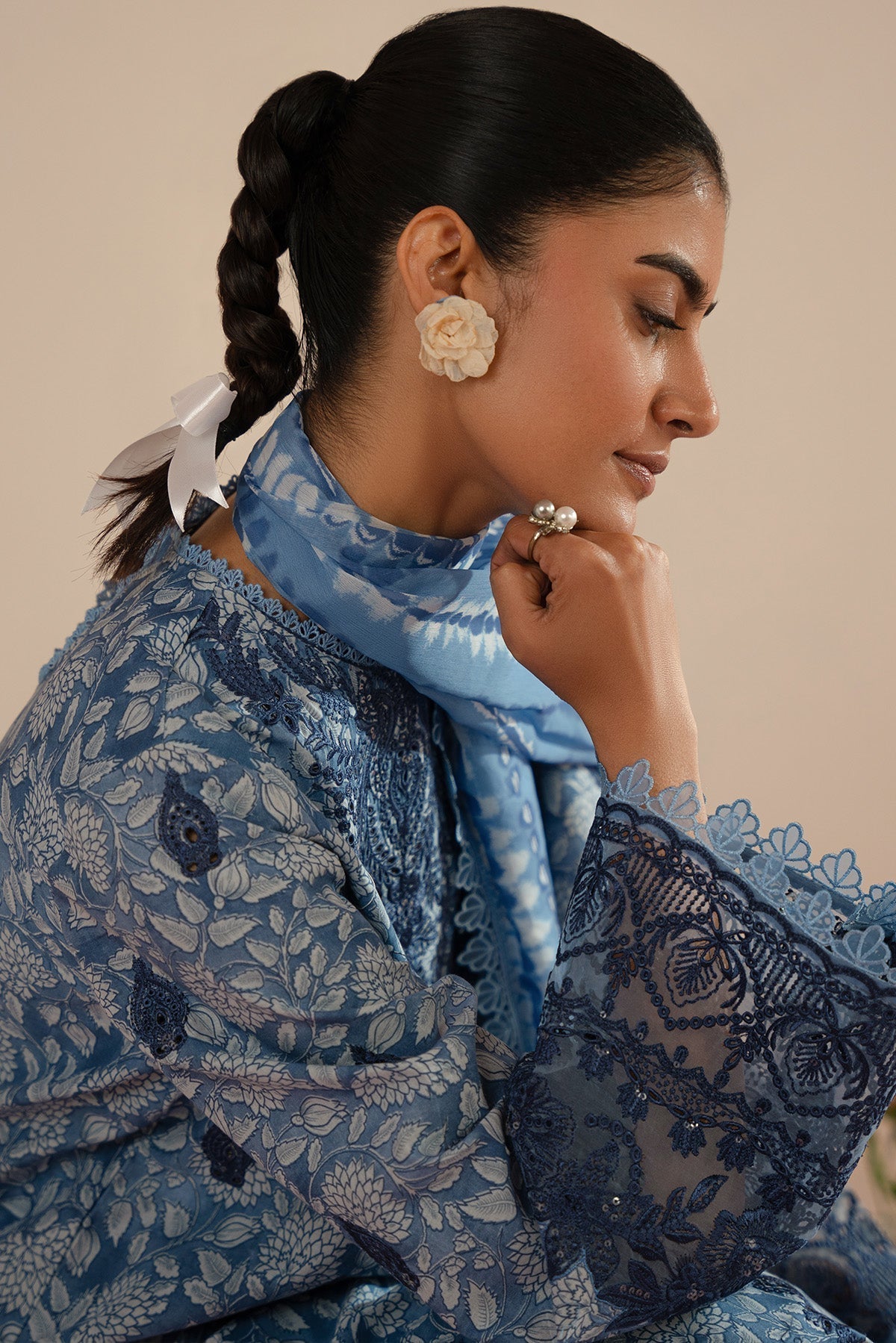 Afrozeh | Floral Charm 25 | Kalina M Blue Lawn