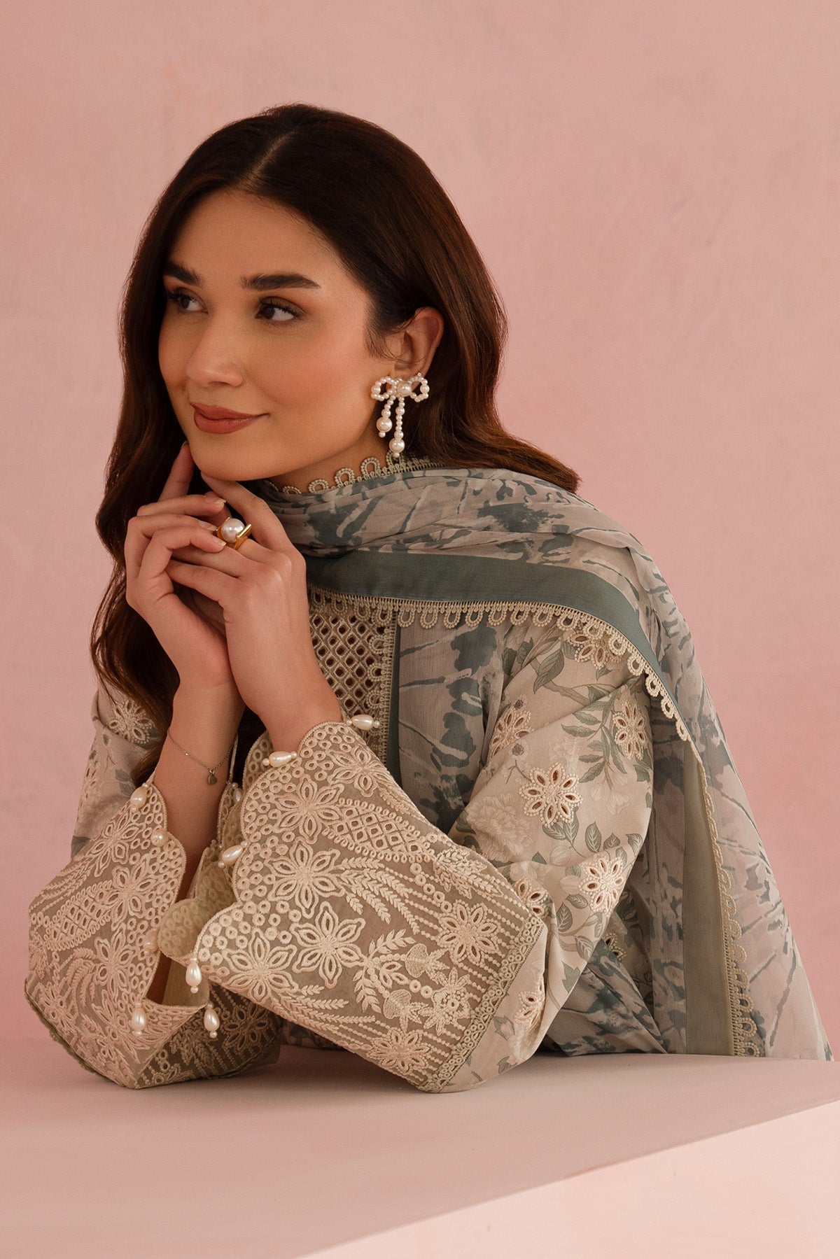Afrozeh | Floral Charm 25 | Kylon XL Beige Lawn