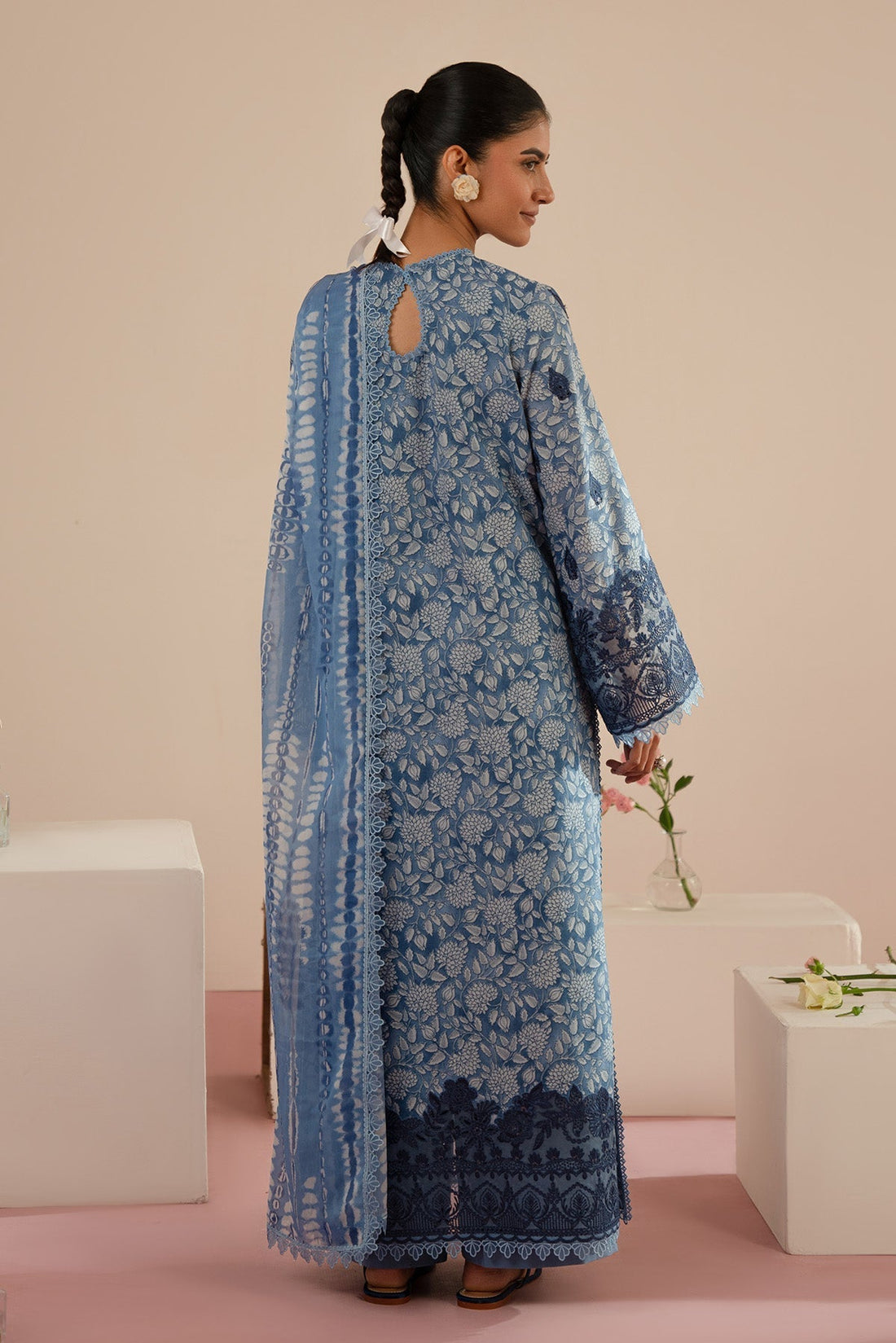 Afrozeh | Floral Charm 25 | Kalina XS Blue Lawn