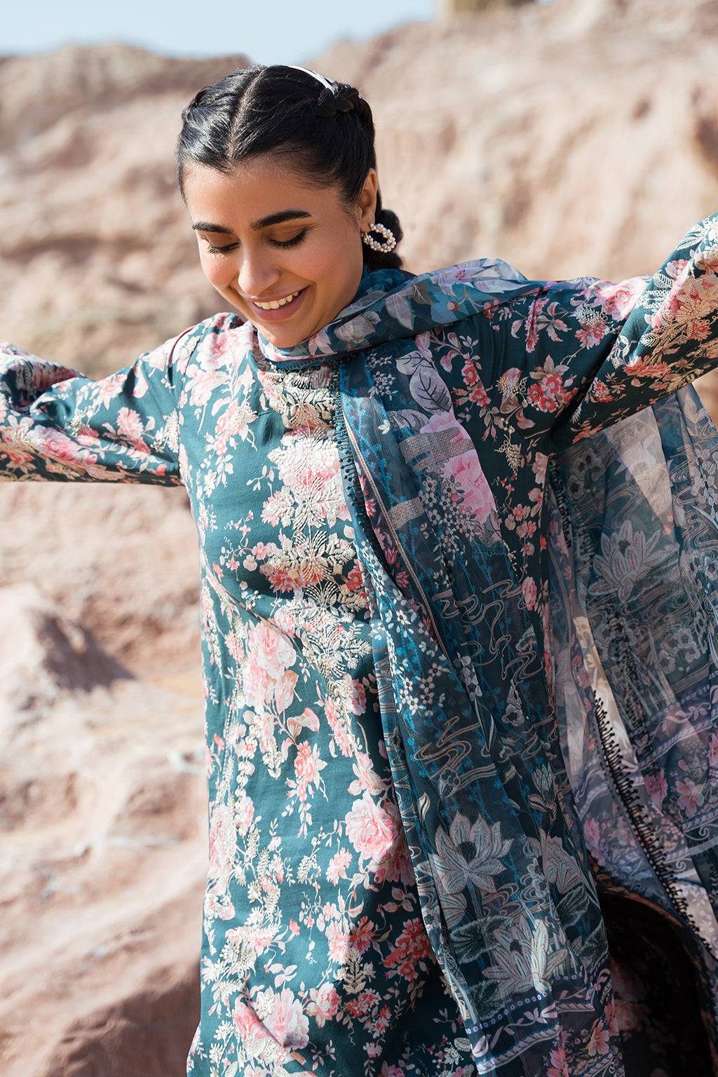 Afrozeh | Summer Together | Clover - Pakistani Designer Dress - by Afrozeh | Type: Luxury - 100% Original at Saira Sultan