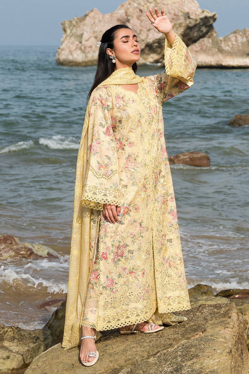 Afrozeh | Summer Together | Aspen - Pakistani Designer Dress - by Afrozeh | Type: Luxury - 100% Original at Saira Sultan