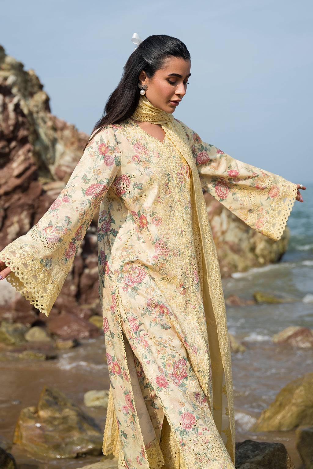 Afrozeh | Summer Together | Aspen - Pakistani Designer Dress - by Afrozeh | Type: Luxury - 100% Original at Saira Sultan