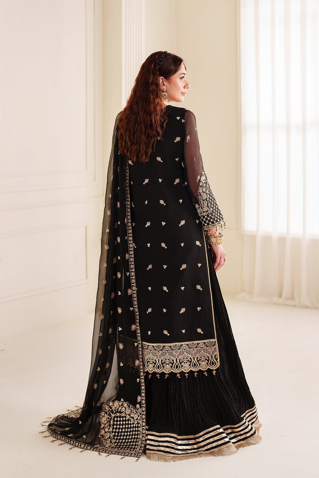 Alizeh | Dua Formals 24 | AF-DUA-3025-Soha - Pakistani Designer Dress - by Alizeh | Type: Ladies Clothes - 100% Original at Saira Sultan