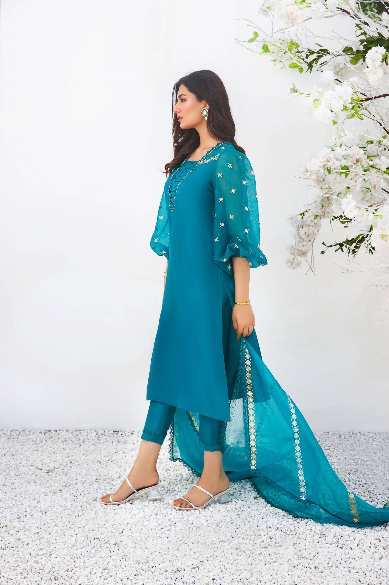 Anam Akhlaq | Festive Collection | D-15 - Pakistani Designer Dress - by Anam Akhlaq | Type: Formal - 100% Original at Saira Sultan