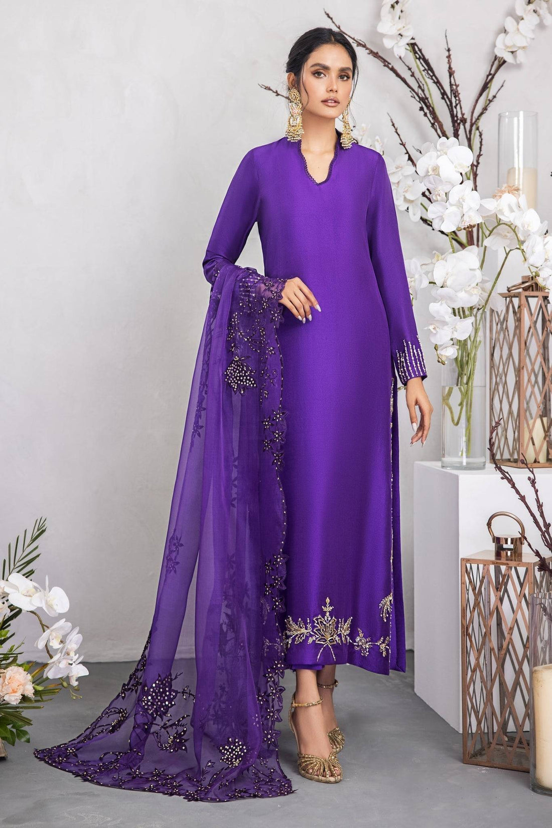 Anam Akhlaq | Festive Collection | D-28 - Pakistani Designer Dress - by Anam Akhlaq | Type: Formal - 100% Original at Saira Sultan