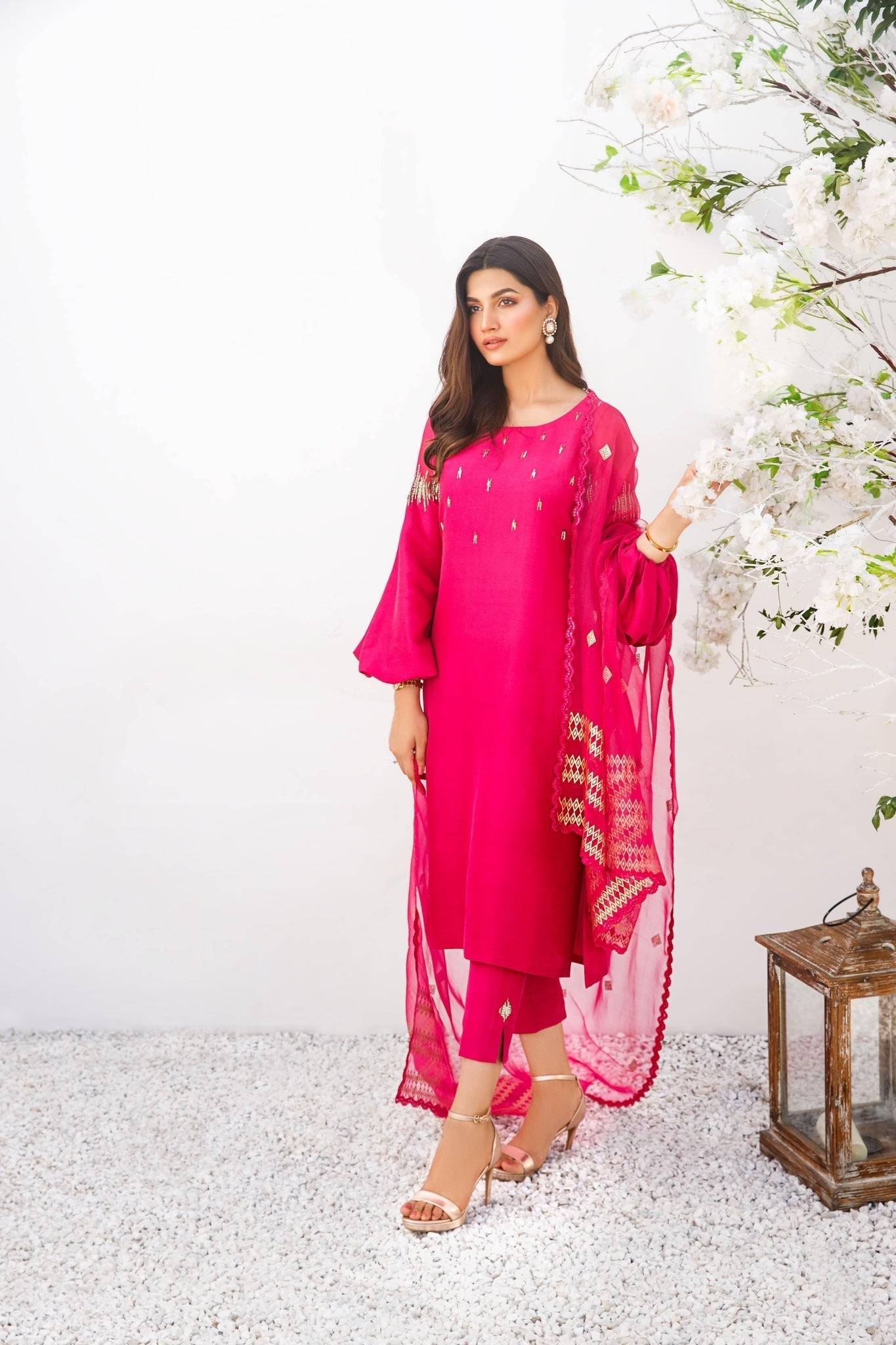 Anam Akhlaq | Festive Collection | D-16 - Pakistani Designer Dress - by Anam Akhlaq | Type: Formal - 100% Original at Saira Sultan