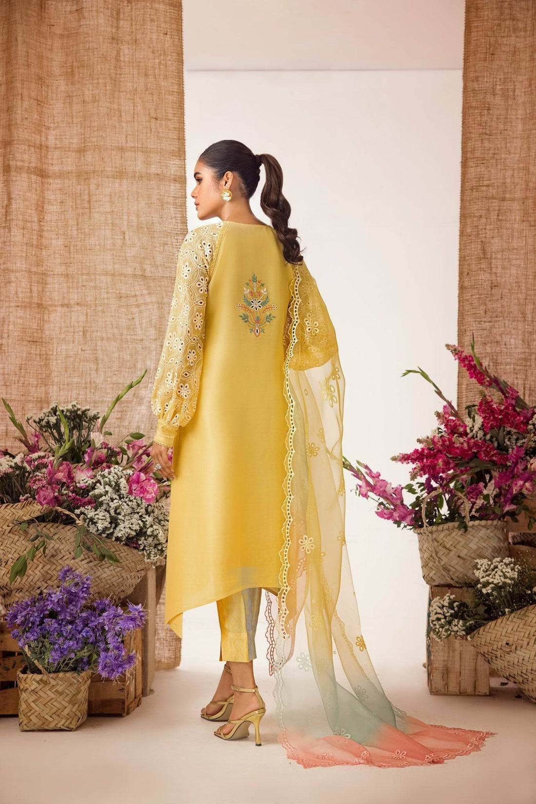 Anam Akhlaq | Festive Collection | D-35 - Pakistani Designer Dress - by Anam Akhlaq | Type: Formal - 100% Original at Saira Sultan
