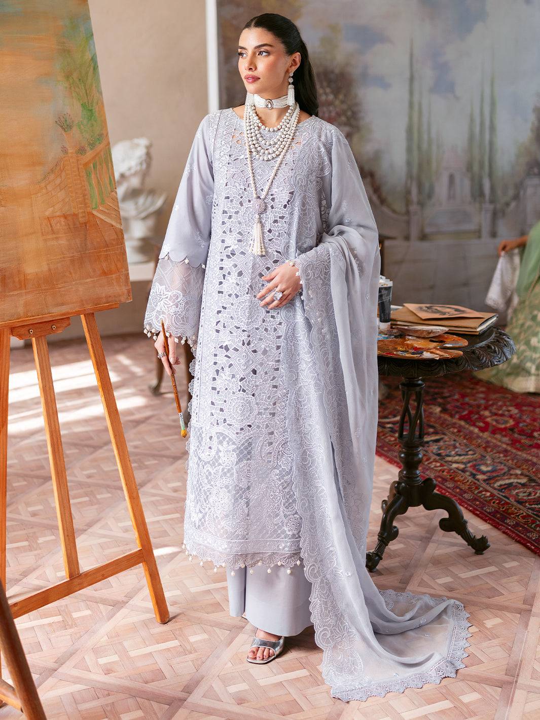 Mahnur | Sophie Luxury Lawn 25 | Ari - Pakistani Designer Dress - by Mahnur | Type: Ladies Clothes - 100% Original at Saira Sultan