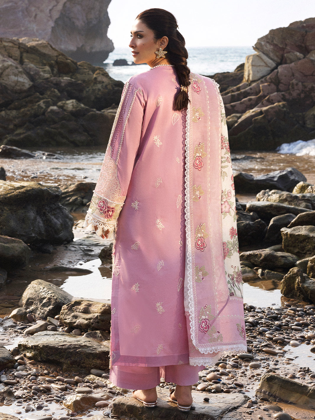 Mahnur | Sirena Luxury Lawn 25 | Aria XS Lilac Lawn