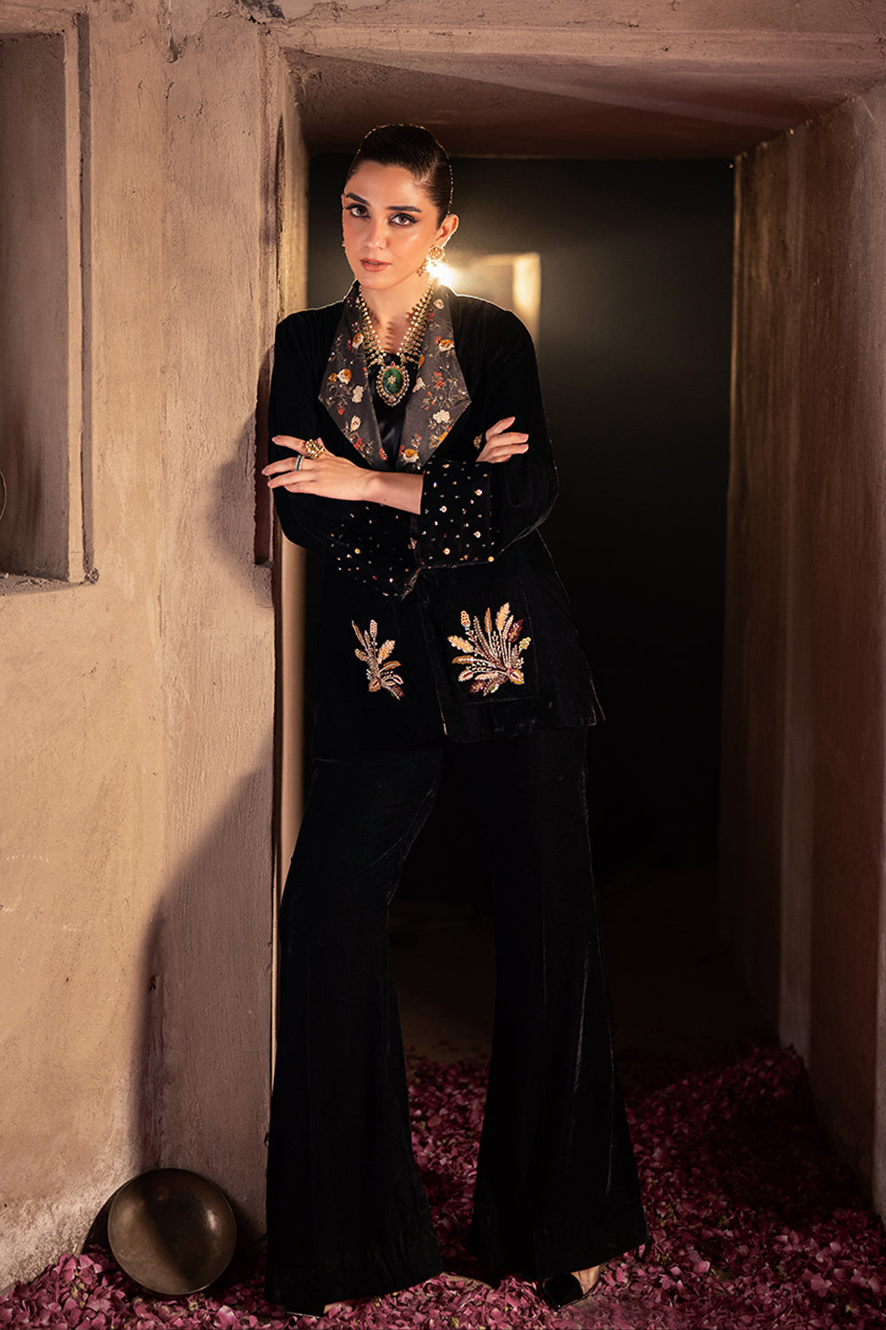 Azure | Vogue Formals | Aristocrat XS Black Velvet