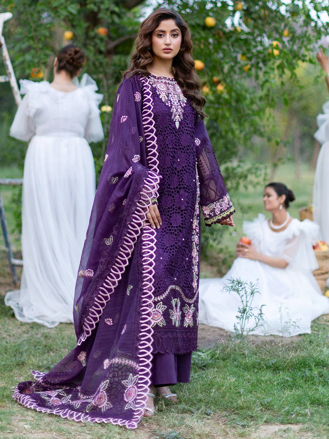 Mahnur | Sophie Luxury Lawn 25 | Ayra - Pakistani Designer Dress - by Mahnur | Type: Ladies Clothes - 100% Original at Saira Sultan