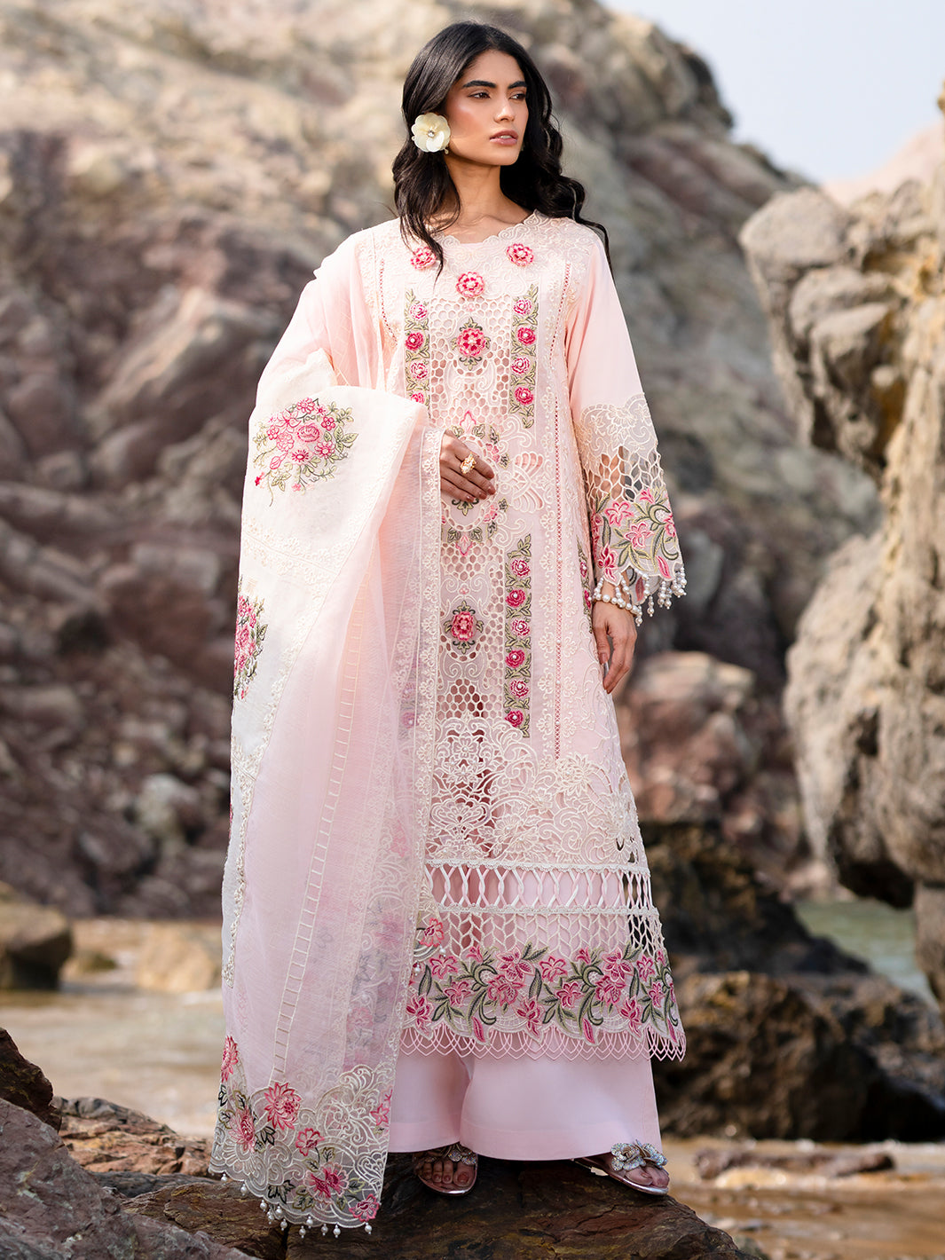 Mahnur | Sirena Luxury Lawn 25 | Azalea XS Pink Lawn