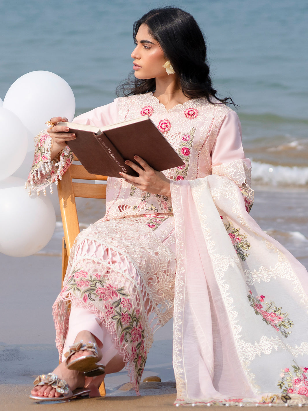 Mahnur | Sirena Luxury Lawn 25 | Azalea XL Pink Lawn