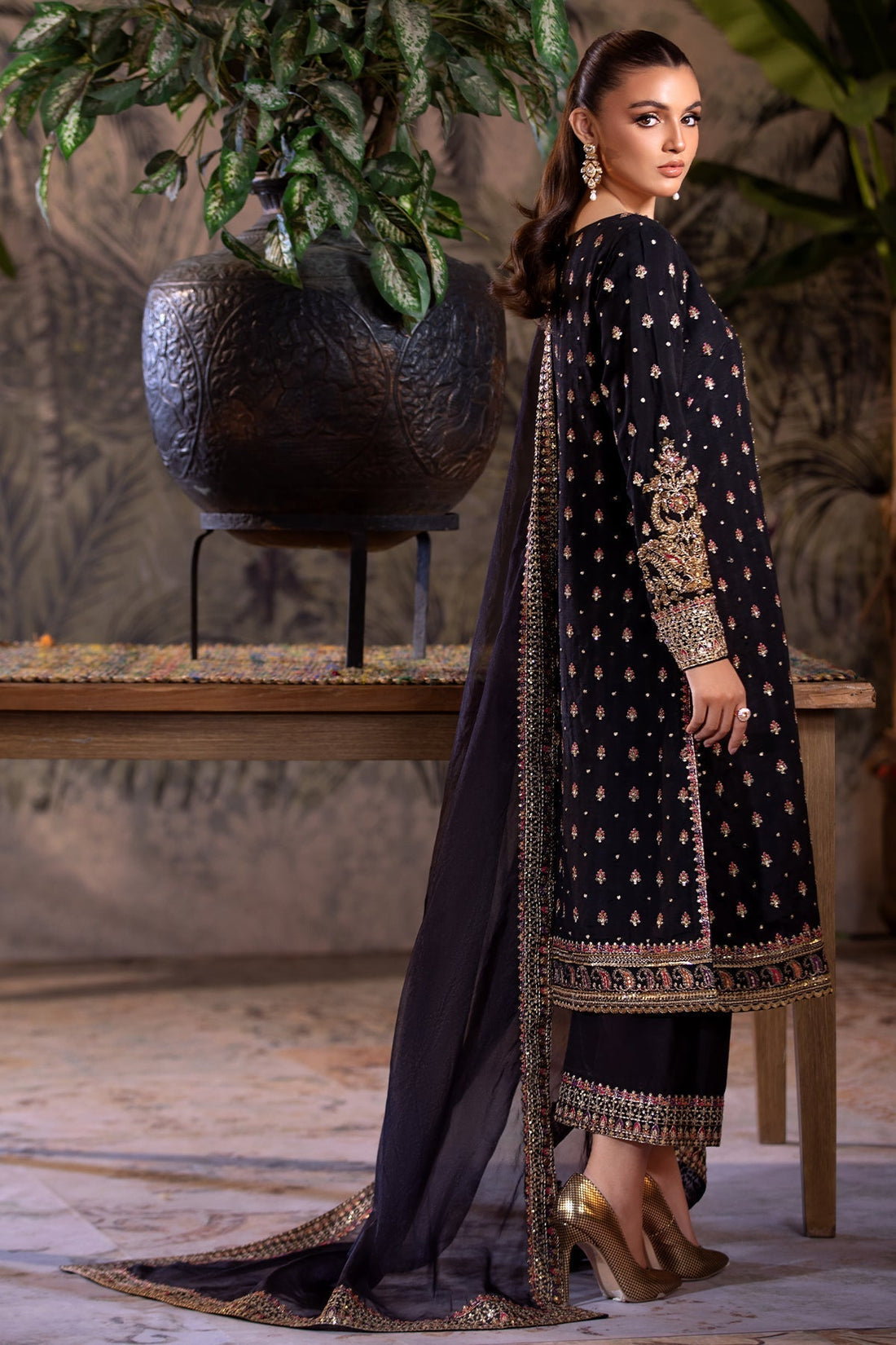 Charizma | Festive Pret | CMA-4-050 BLACK XS Long Shirt