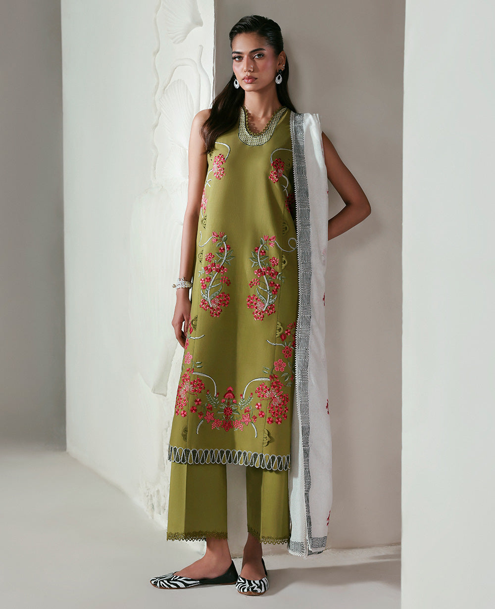 Republic Womenswear | Basics 25 | BP-213 - Pakistani Designer Dress - by Republic Womenswear - Type : Ladies Clothes - 100% Original at Saira Sultan