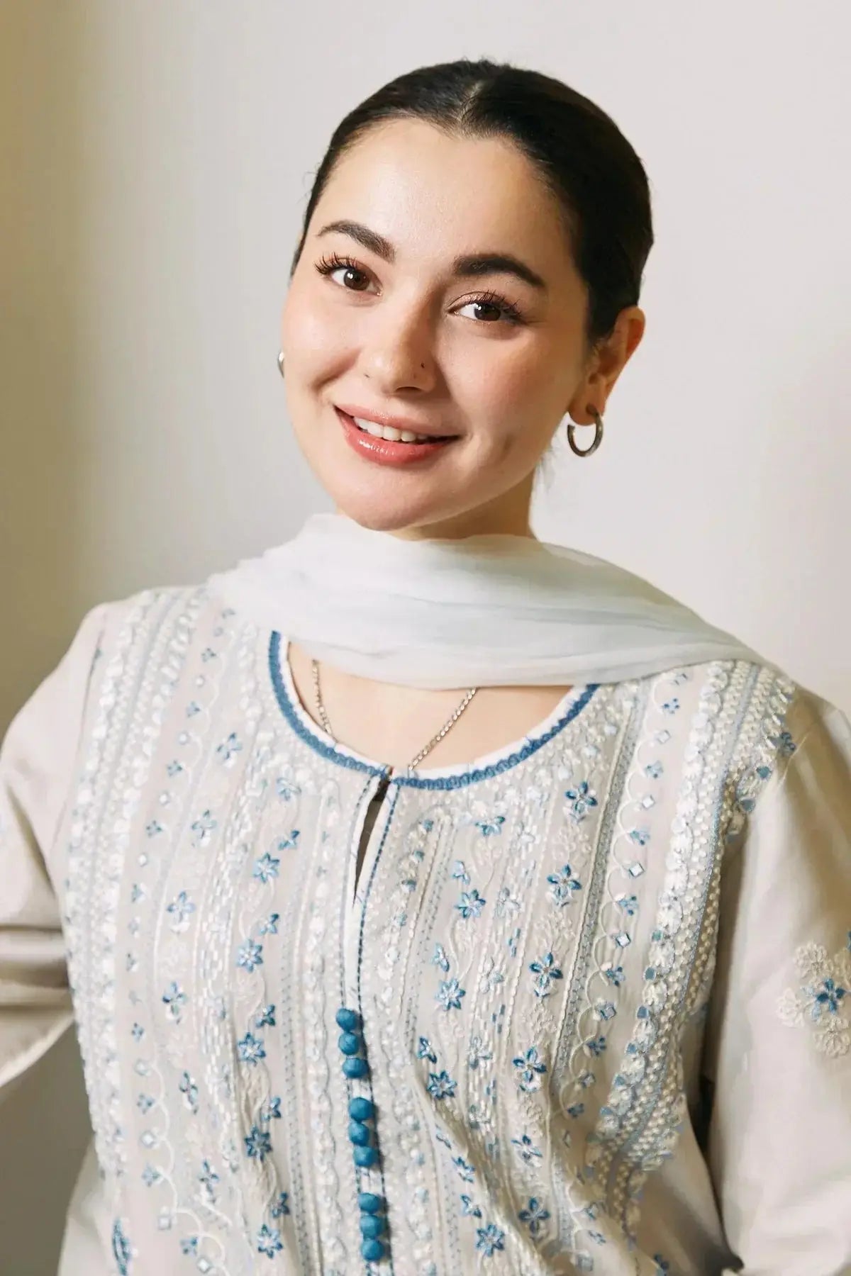 Zara Shahjahan | Coco Lawn 24 | BANO-2A - Pakistani Designer Dress - by Zara Shahjahan | Type: Luxury - 100% Original at Saira Sultan