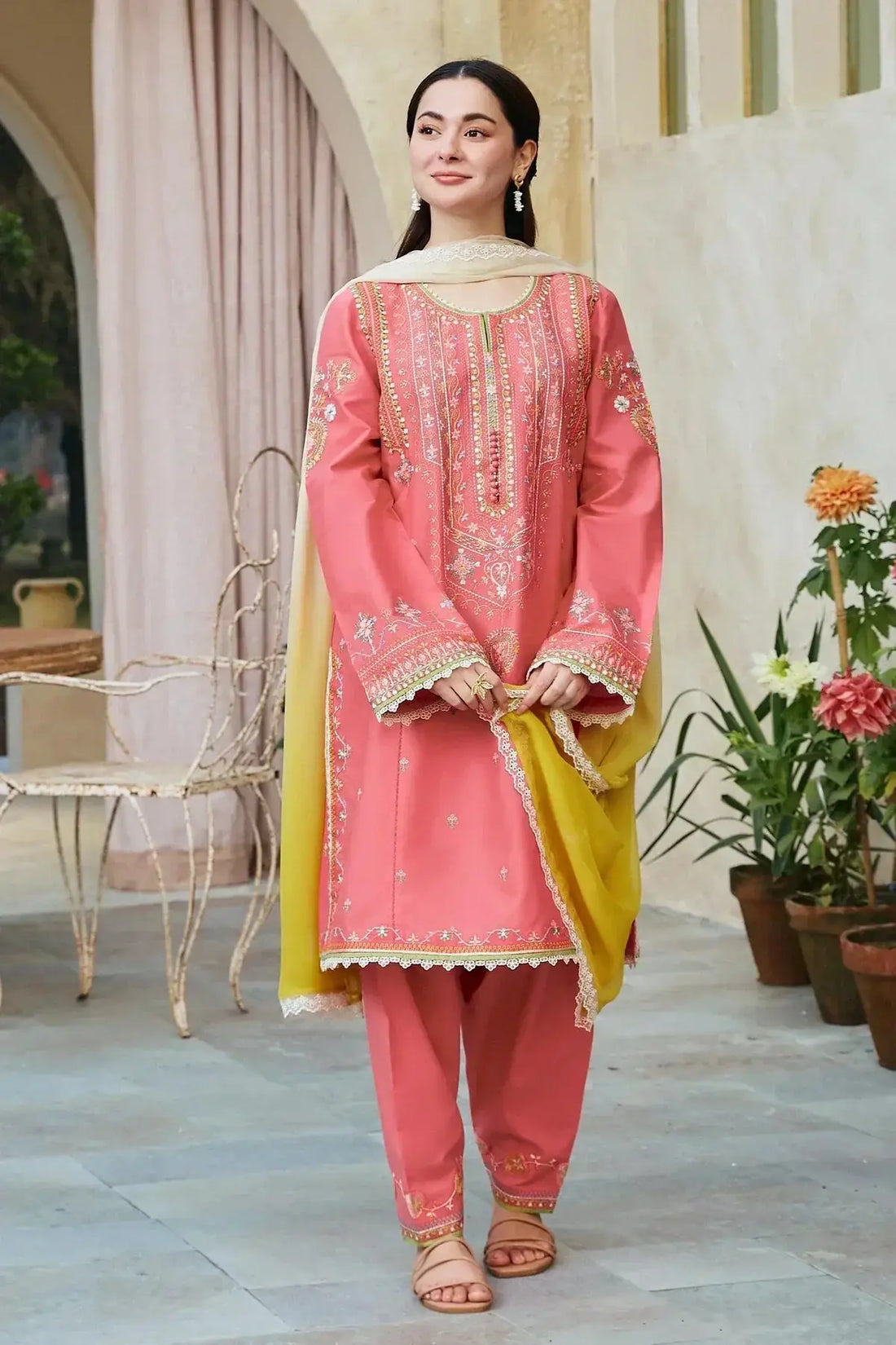 Zara Shahjahan | Coco Lawn 24 | BANO-2B - Pakistani Designer Dress - by Zara Shahjahan | Type: Luxury - 100% Original at Saira Sultan