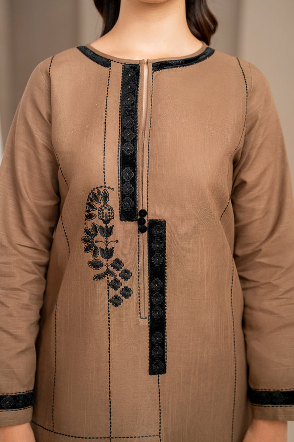 Baroque | Luxury Pret 24 | KHADDAR PR-1005 - Pakistani Designer Dress - by Baroque | Type: Ladies Clothes - 100% Original at Saira Sultan