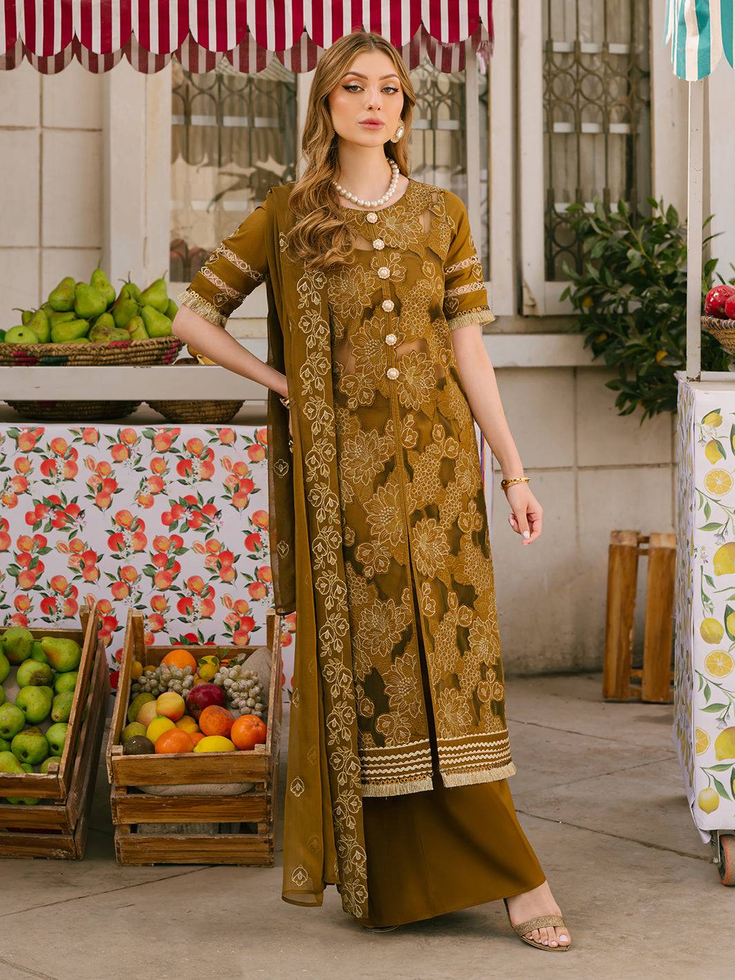 Mahnur | Mahrukh Eid Edit 24 | CHLOE - Pakistani Designer Dress - by Mahnur | Type: Luxury - 100% Original at Saira Sultan