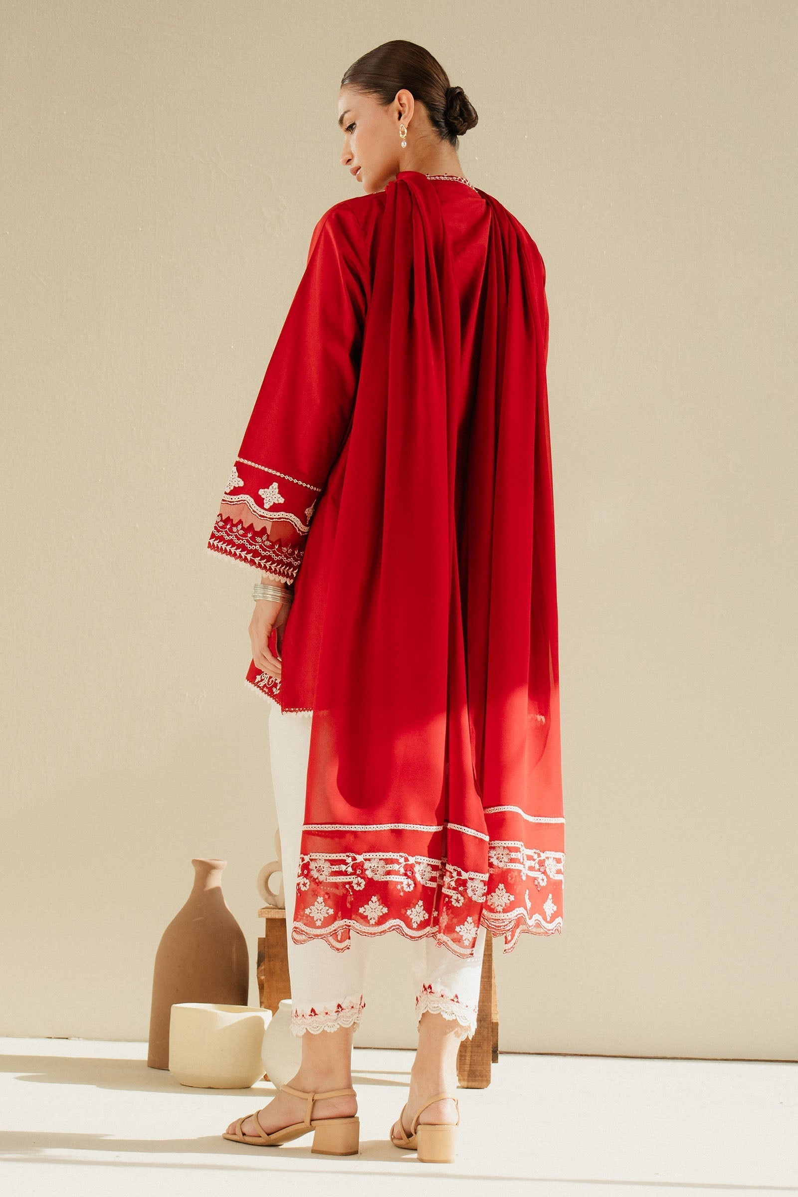 Zara Shahjahan | Eid Pret 25 | CR25P0224 S pale red Dobby