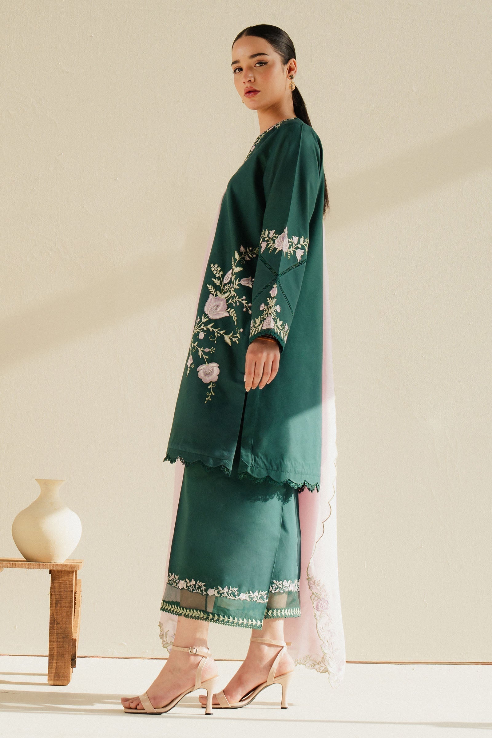 Zara Shahjahan | Eid Pret 25 | CR25P0227 L Emerald Green Dobby