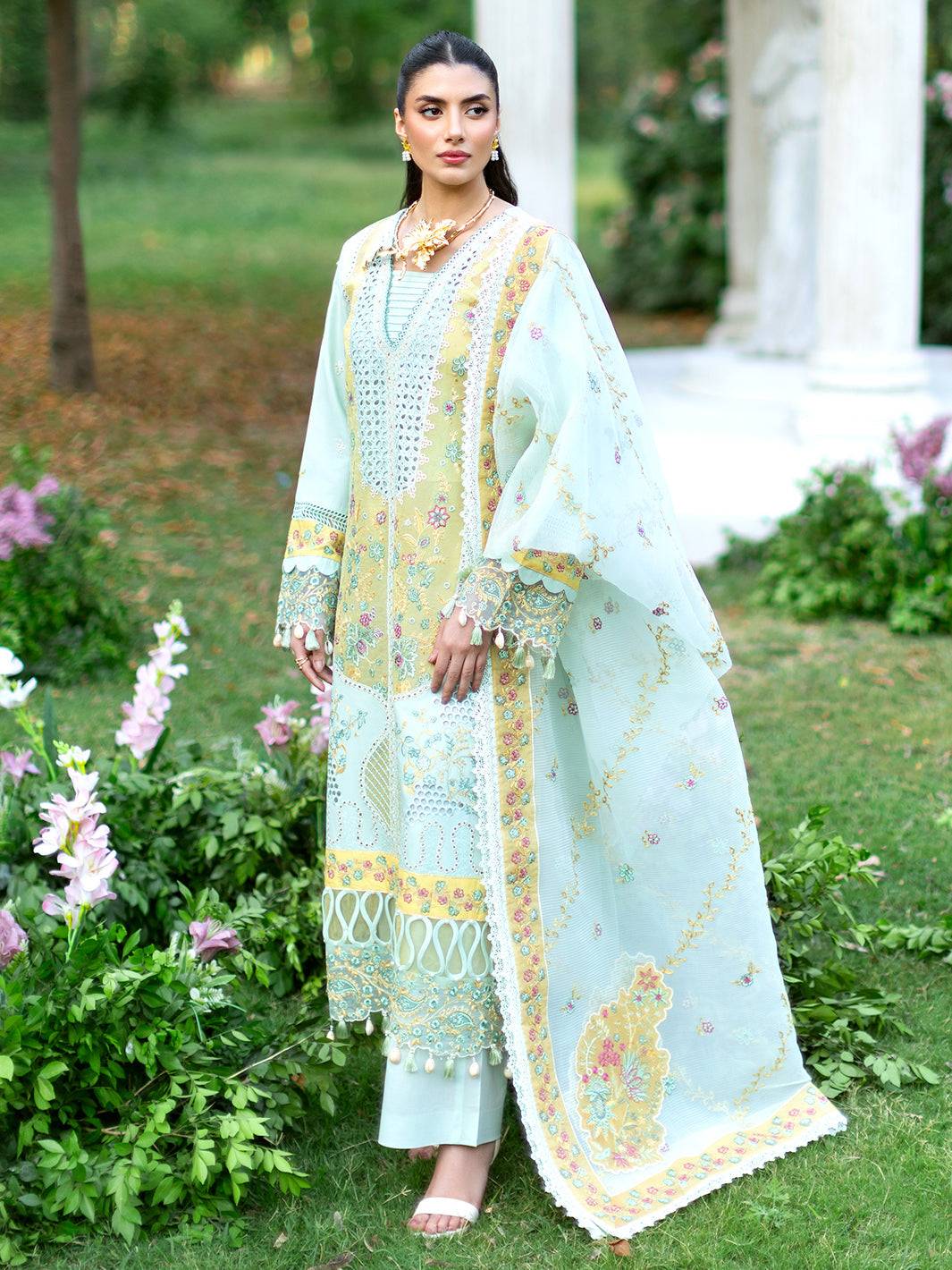 Mahnur | Sophie Luxury Lawn 25 | Calista - Pakistani Designer Dress - by Mahnur | Type: Ladies Clothes - 100% Original at Saira Sultan