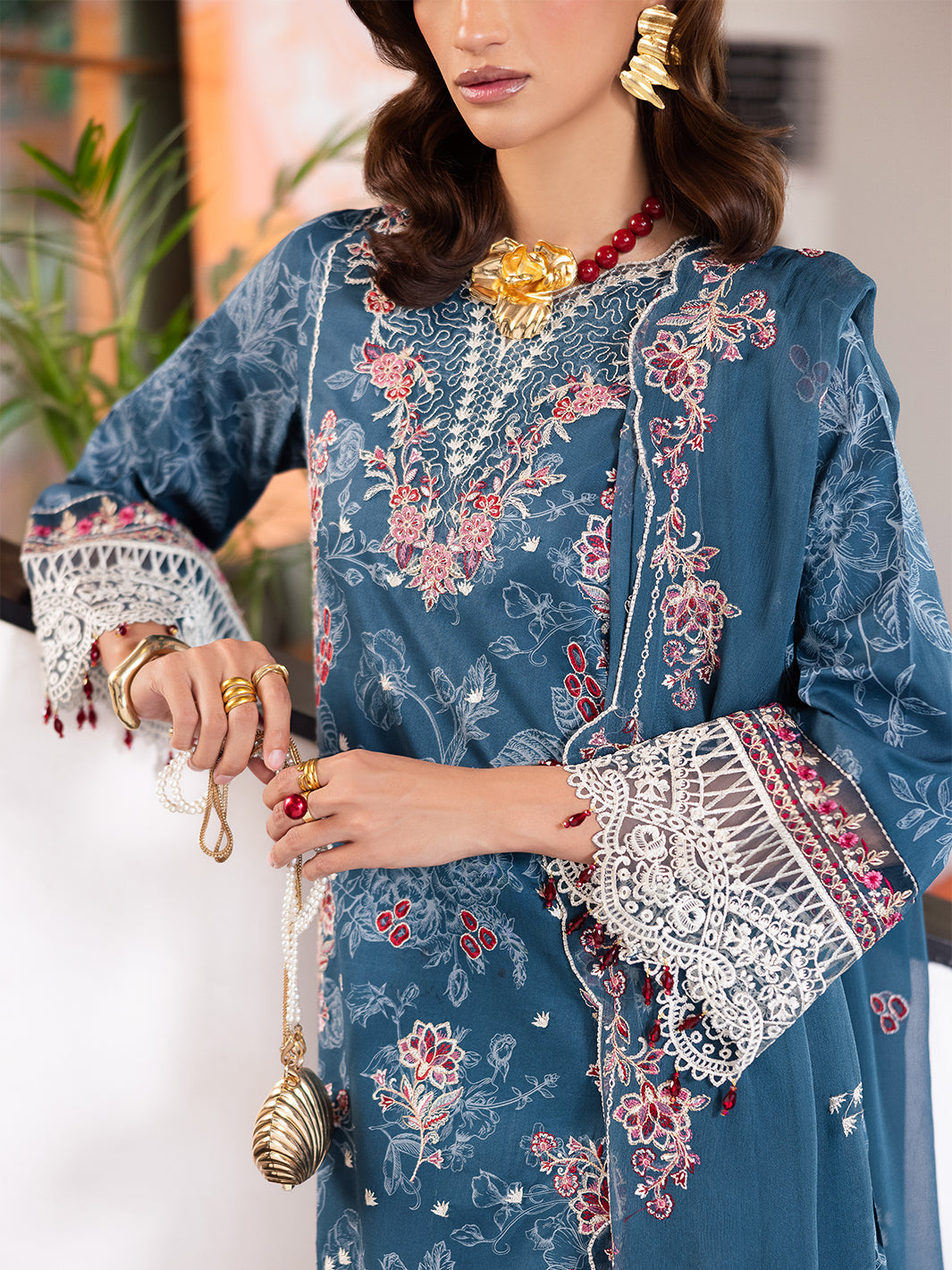 Mahnur | After Hours Luxury Lawn 25 | Confetti Hour L Zinc Lawn