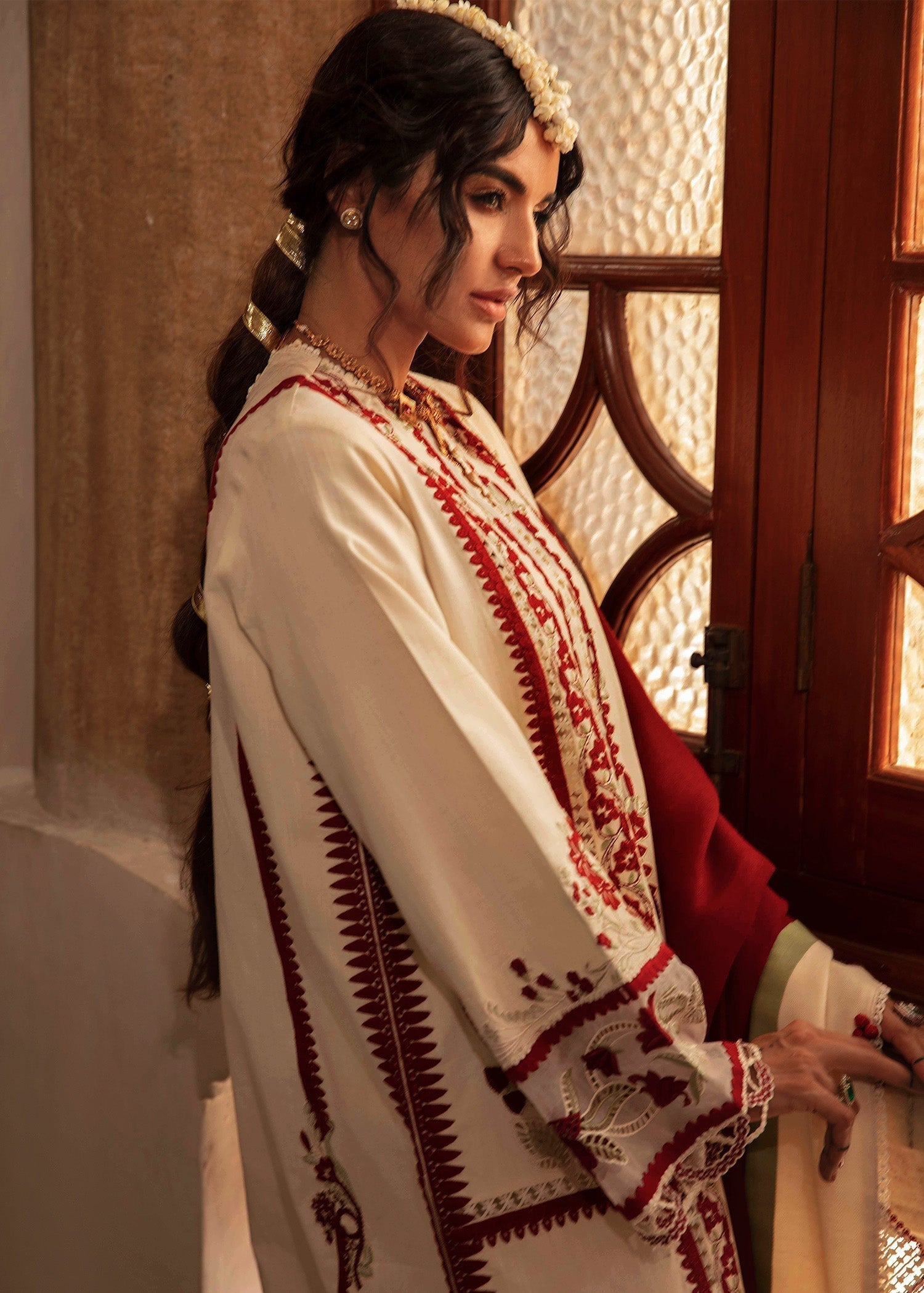 Crimson | Aaleen Winter 24 | Musafir L Ivory Khaddar