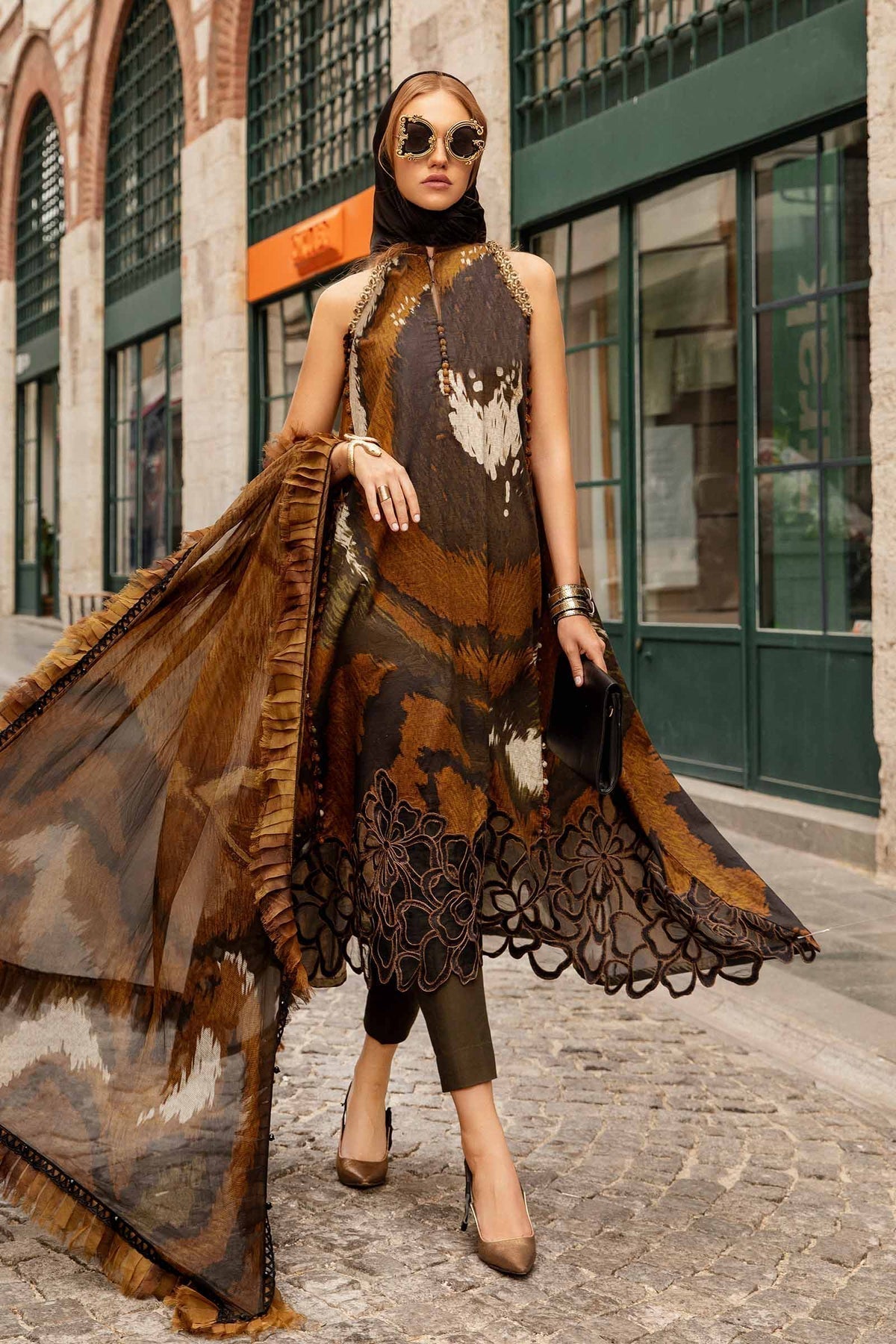 Maria B | M Prints Fall Edit 24 | MPT-2310-B - Pakistani Designer Dress - by Maria B | Type: Luxury - 100% Original at Saira Sultan