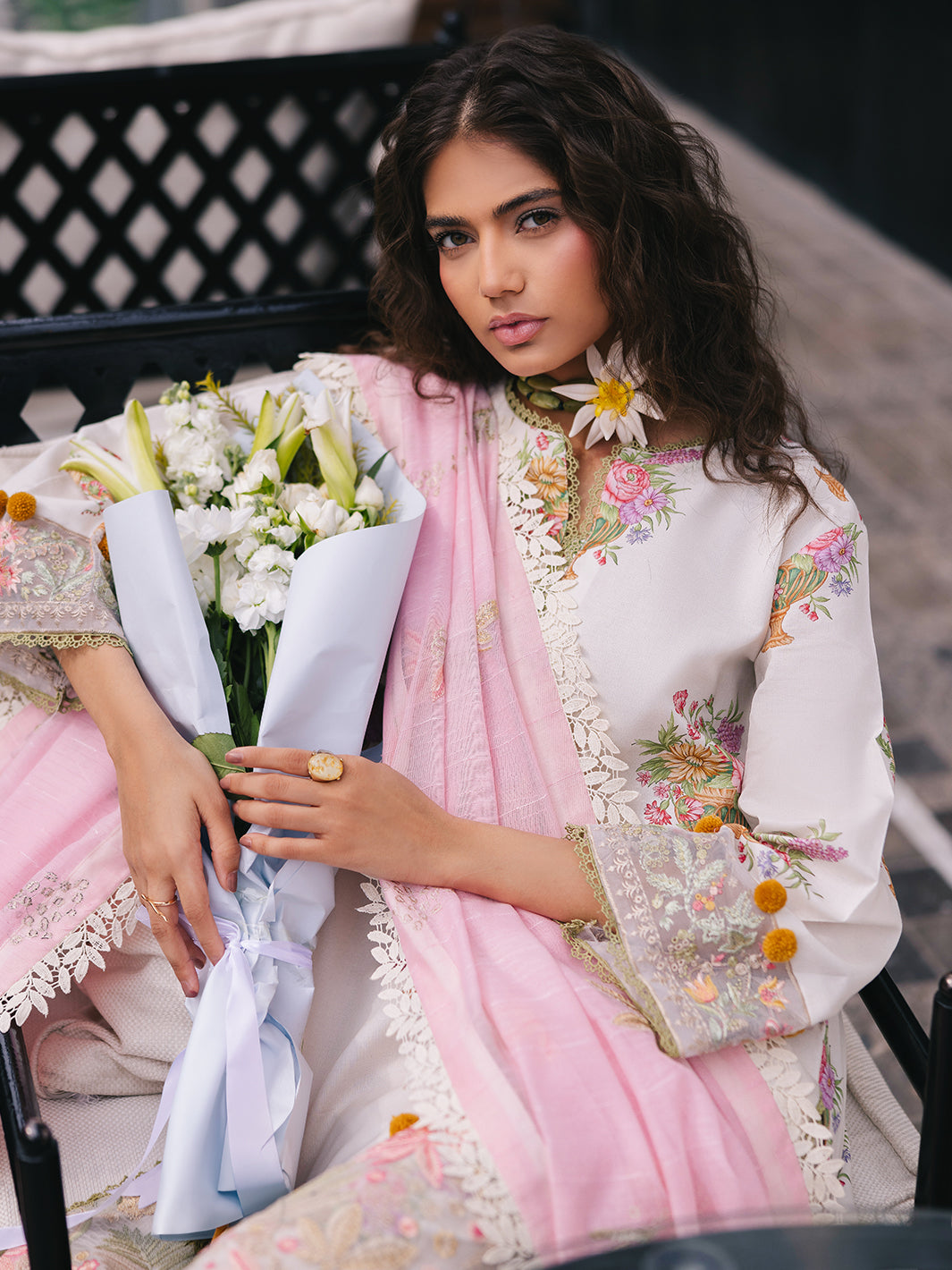 Mahnur | Broadway Luxury Lawn 25 | Cherry Blossom XL White Lawn