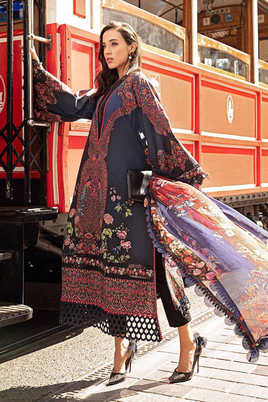 Maria B | M Prints Fall Edit 24 | MPT-2304-B - Pakistani Designer Dress - by Maria B | Type: Luxury - 100% Original at Saira Sultan