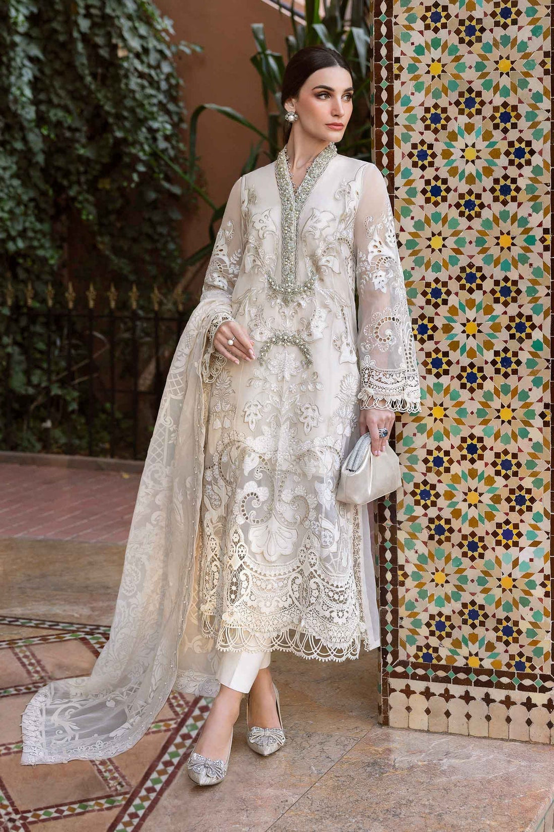 Maria B | Luxury Lawn 25 | D-2506-A XS White Organza