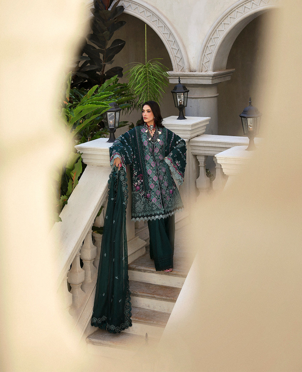 Republic Womenswear | Kalani Eid Luxury Lawn 25 | D1-B - Zehra XS Dark Green Lawn