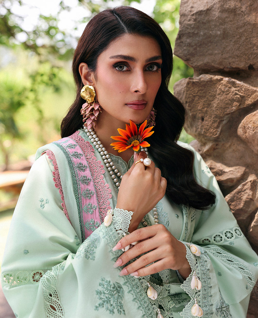 Republic Womenswear | Talia Luxury Lawn 25 | D4-A - Zayli XS Aqua Green Lawn