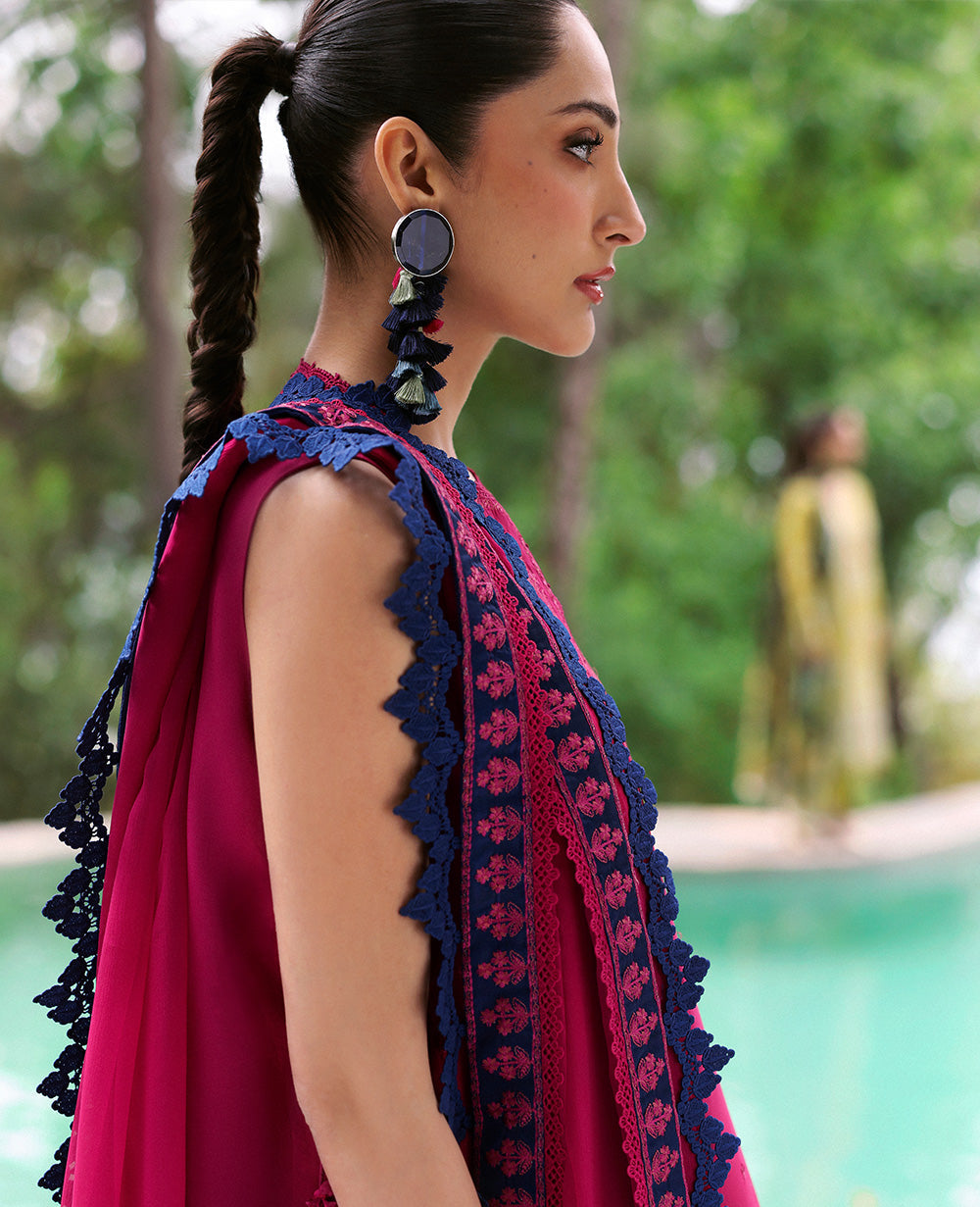 Republic Womenswear | Talia Luxury Lawn 25 | D4-B - Lysa XS Magenta Lawn