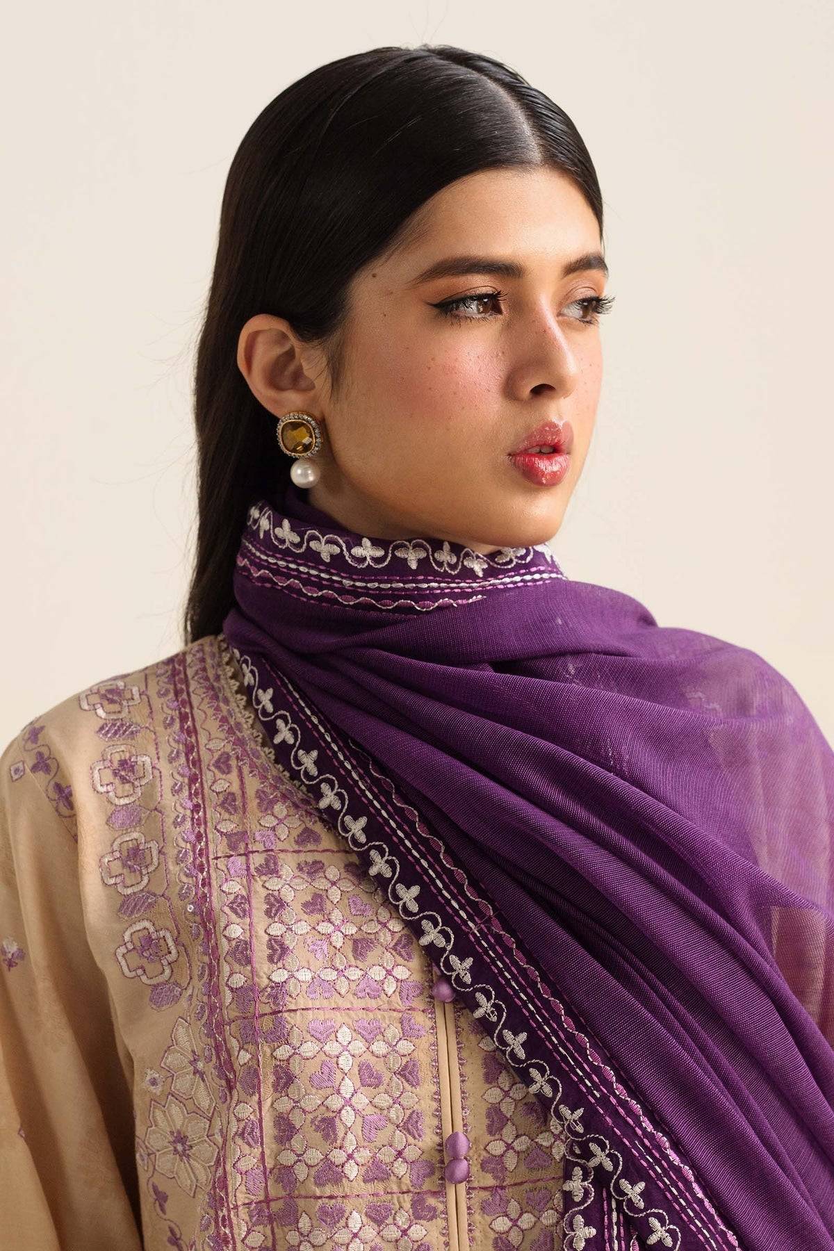 Zara Shahjahan | Coco Lawn Vol 2 | DINARA-5B - Pakistani Designer Dress - by Zara Shahjahan | Type: Luxury - 100% Original at Saira Sultan