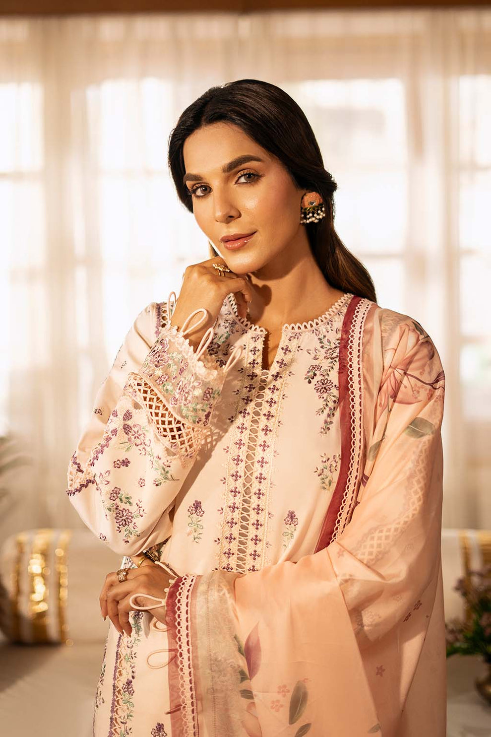 Zarposh | Sajni Lawn 25 | Gulbano L Peach Lawn