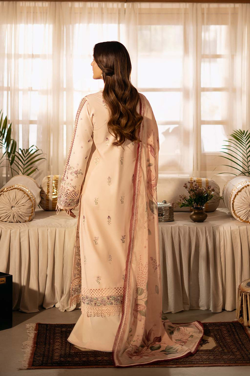 Zarposh | Sajni Lawn 25 | Gulbano XS Peach Lawn