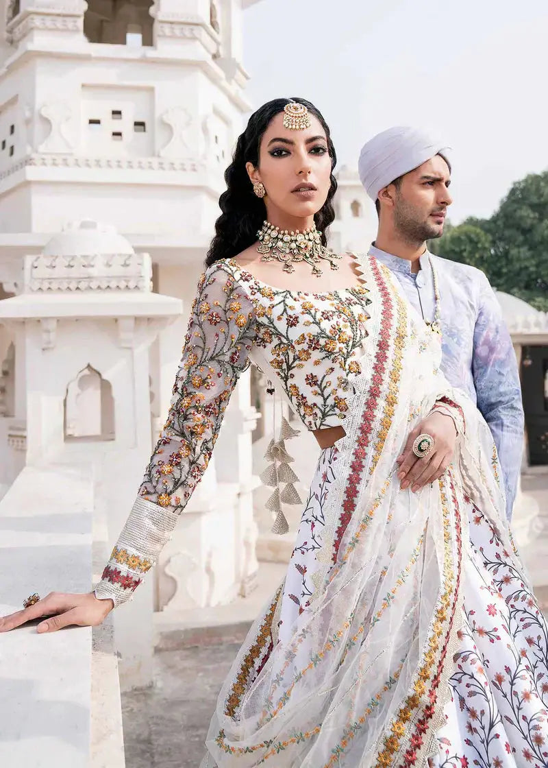 Akbar Aslam | Darbar Festive Formals | Chaand Bibi - Pakistani Designer Dress - by Akbar Aslam | Type: Bridal - 100% Original at Saira Sultan