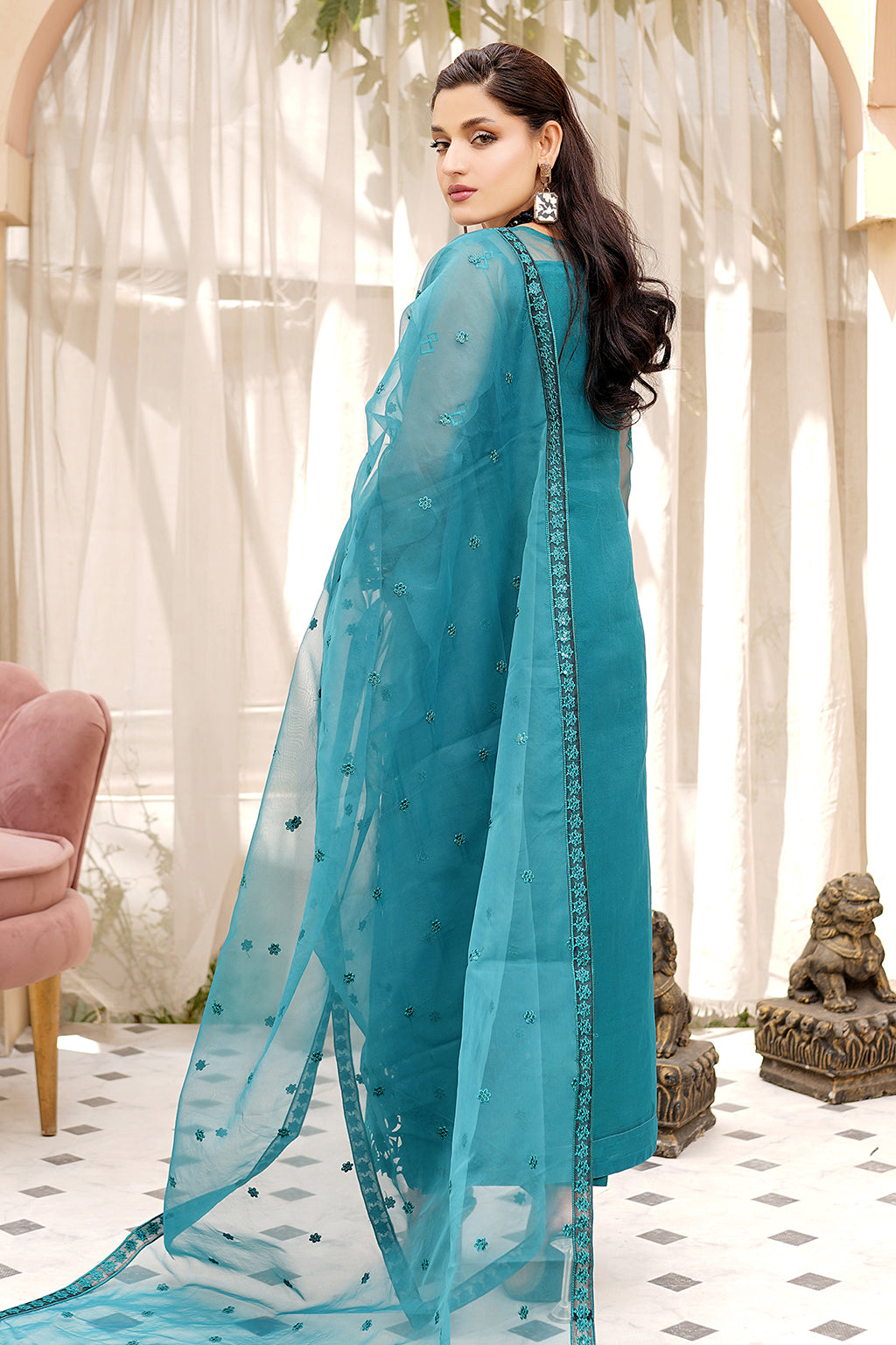 Maryams | Luxury Pret | M-1204 - Pakistani Designer Dress - by Maryams | Type: Luxury - 100% Original at Saira Sultan