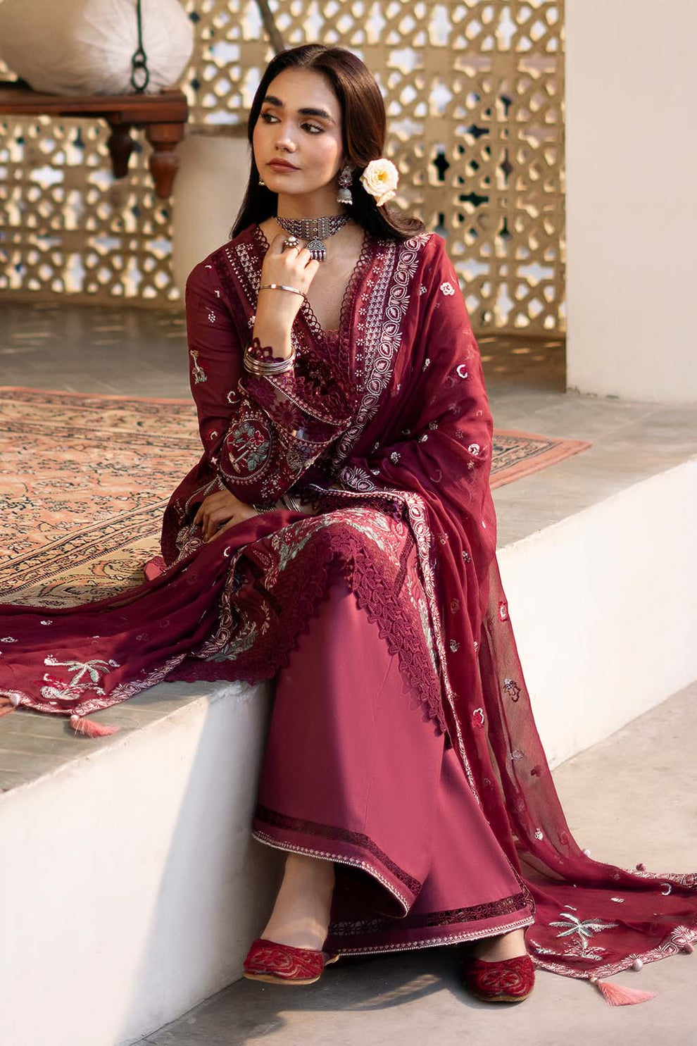 Zarposh | Sajni Lawn 25 | Nayirah XL Maroon Lawn