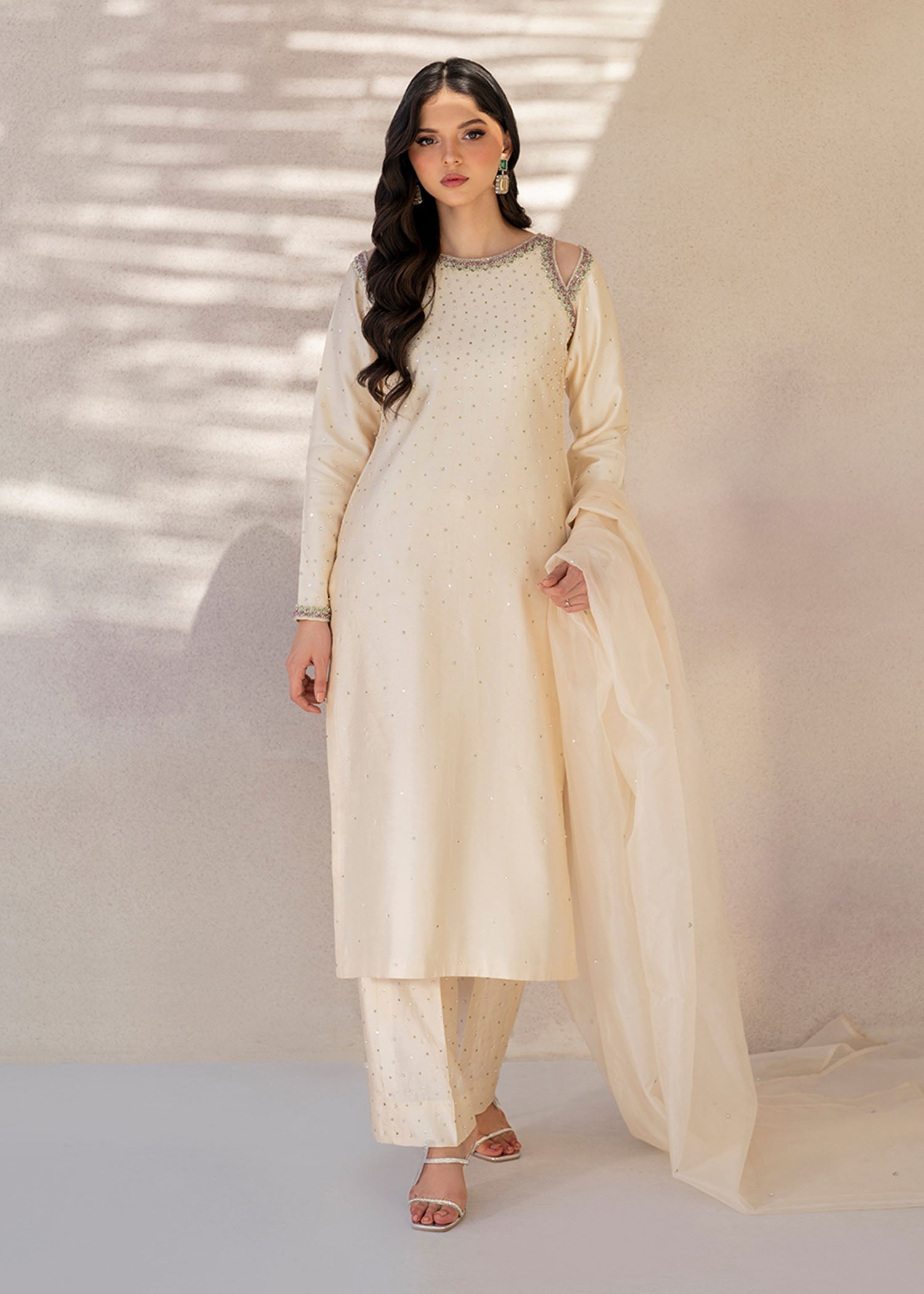 Dastoor | Maahi Luxury Pret 25 | Guzel XS Off White Tissue Silk