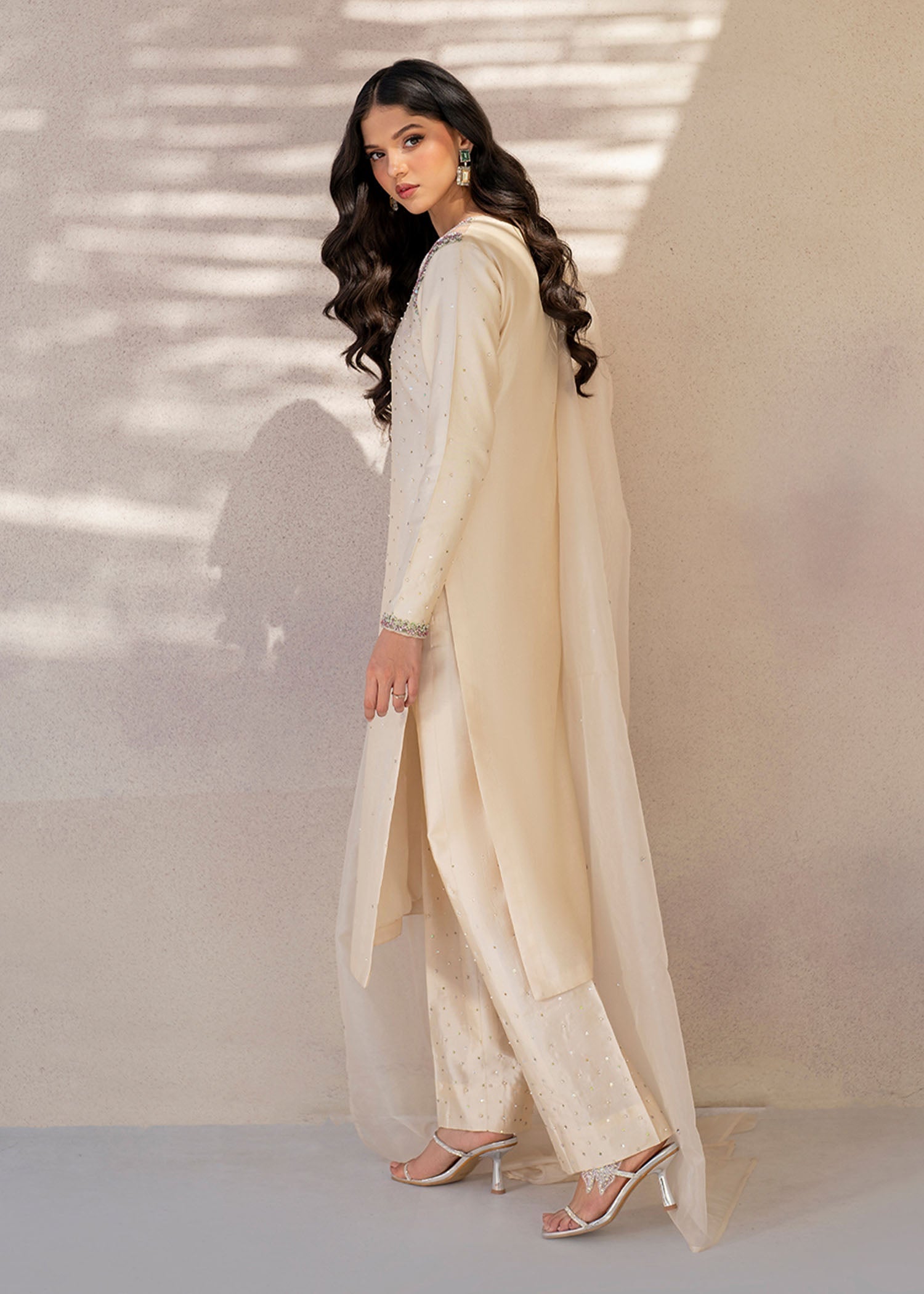 Dastoor | Maahi Luxury Pret 25 | Guzel S Off White Tissue Silk