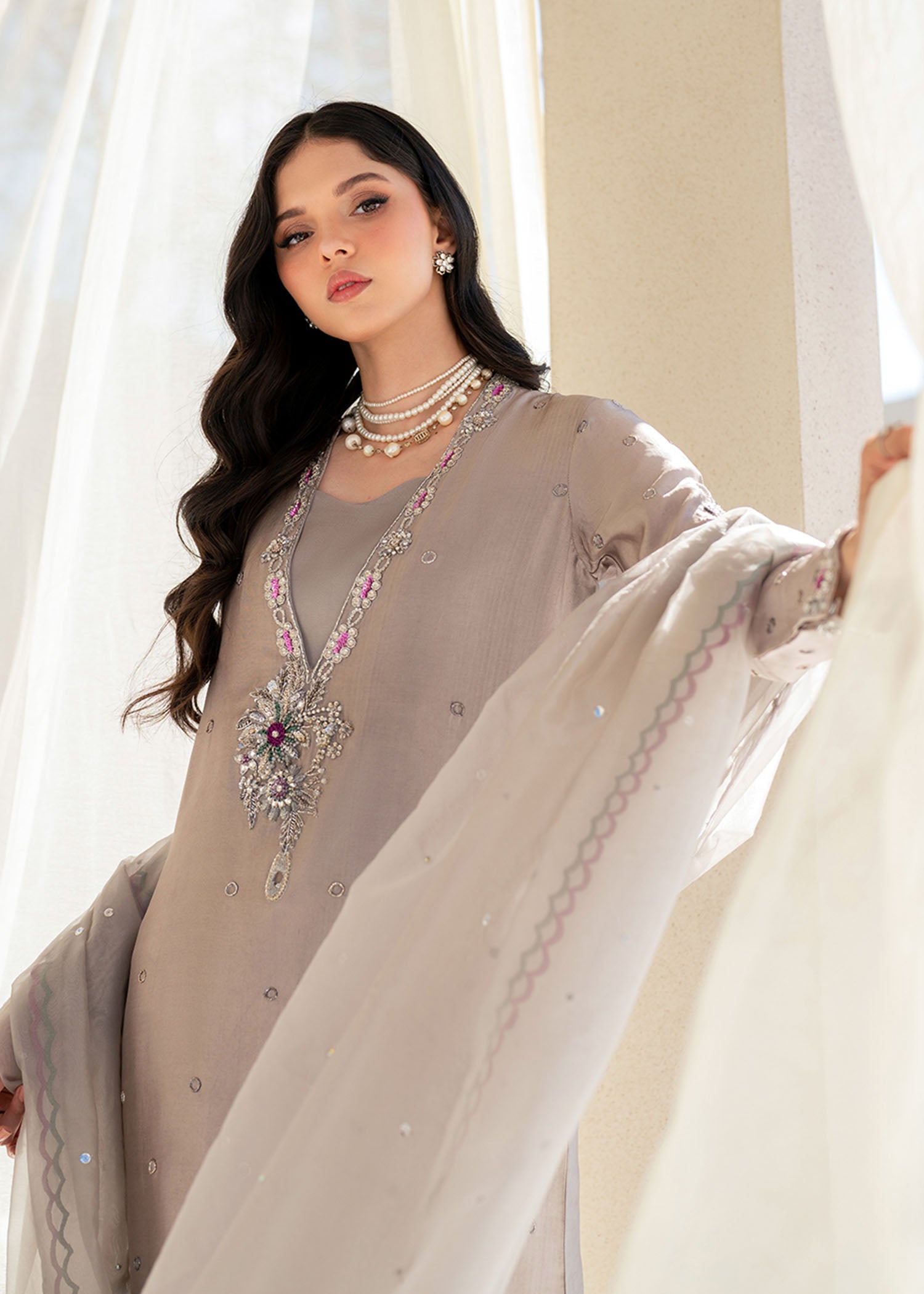 Dastoor | Maahi Luxury Pret 25 | Eris XL Cloud Gray Tissue Silk