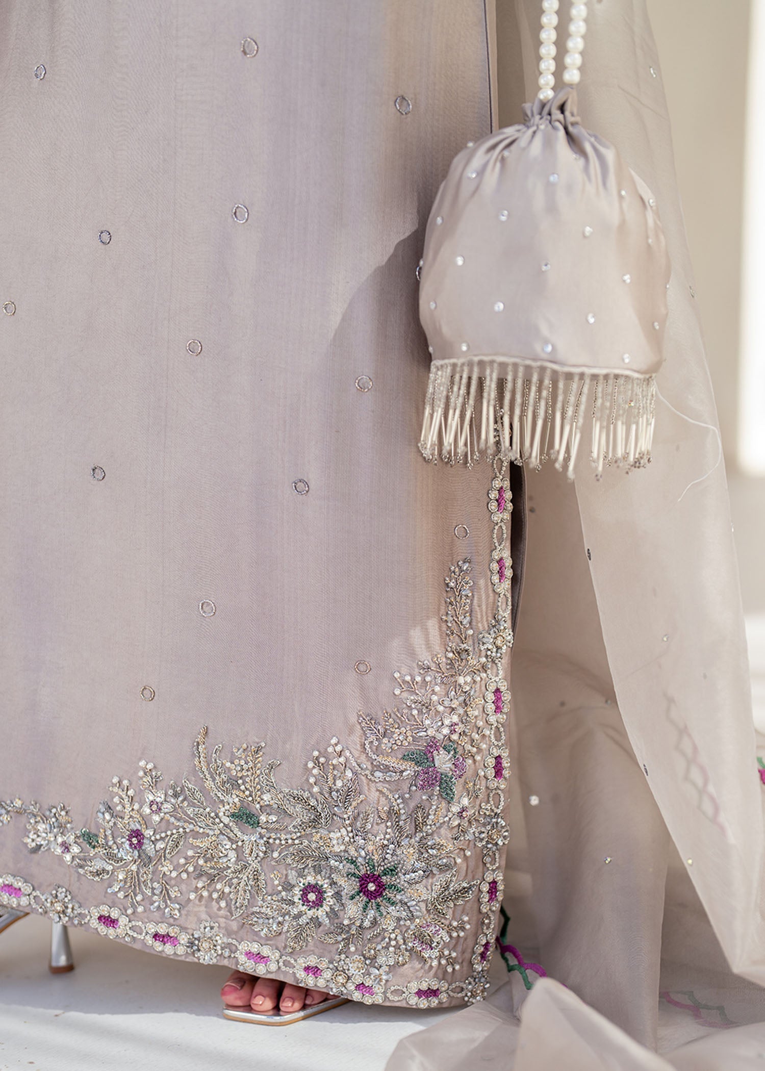 Dastoor | Maahi Luxury Pret 25 | Eris M Cloud Gray Tissue Silk