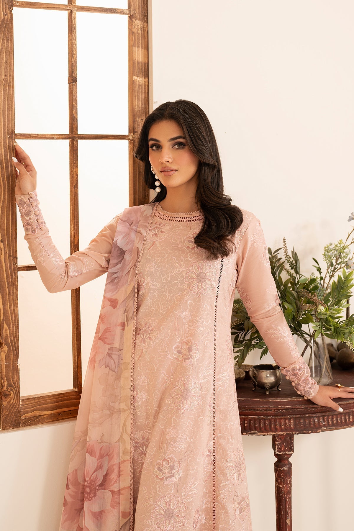 Zarif | Lamhay Luxury Eid Lawn 25 | 10 AREEBAH XL Skin Lawn